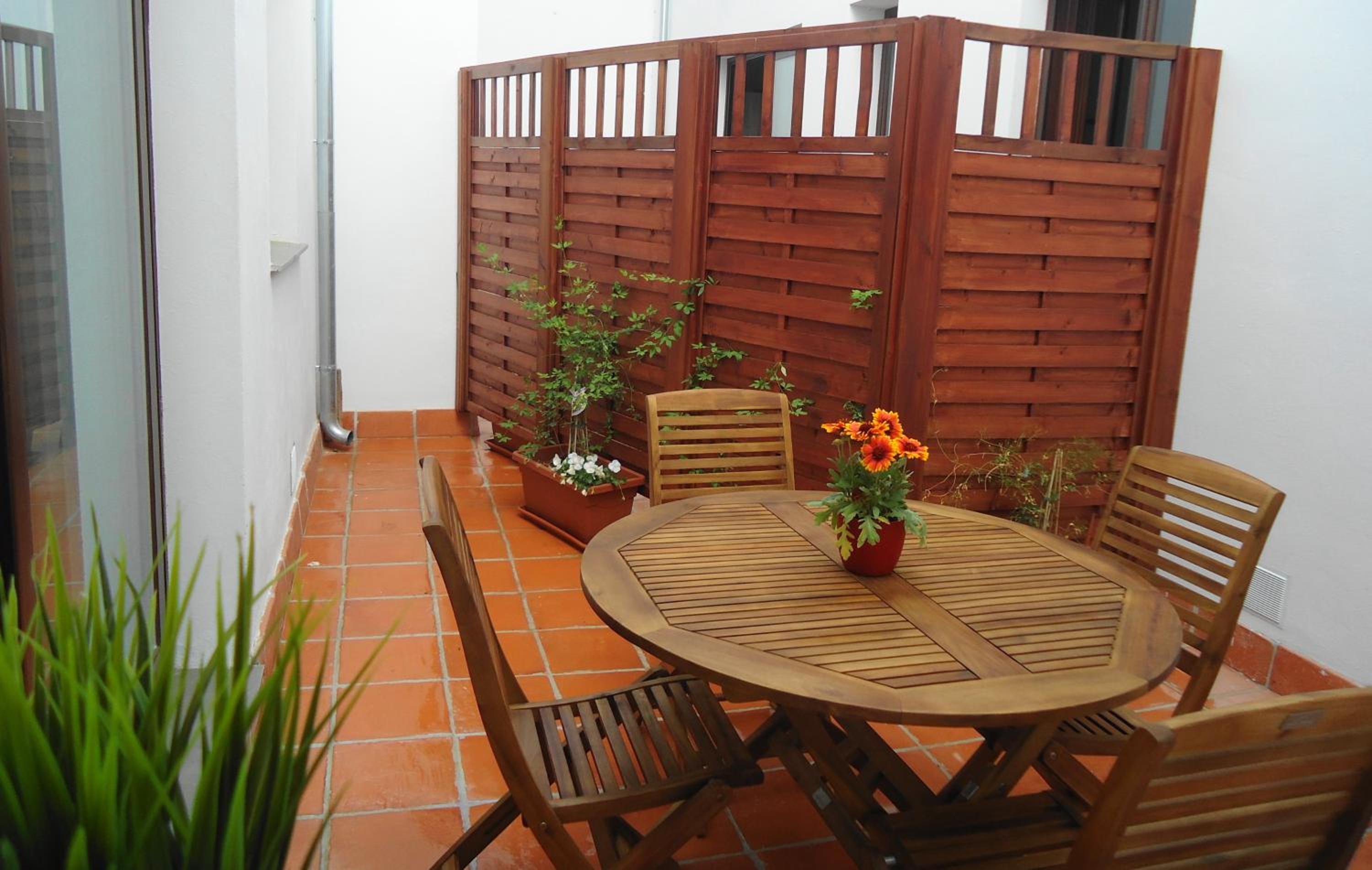 Apartamentos Turísticos Mauror