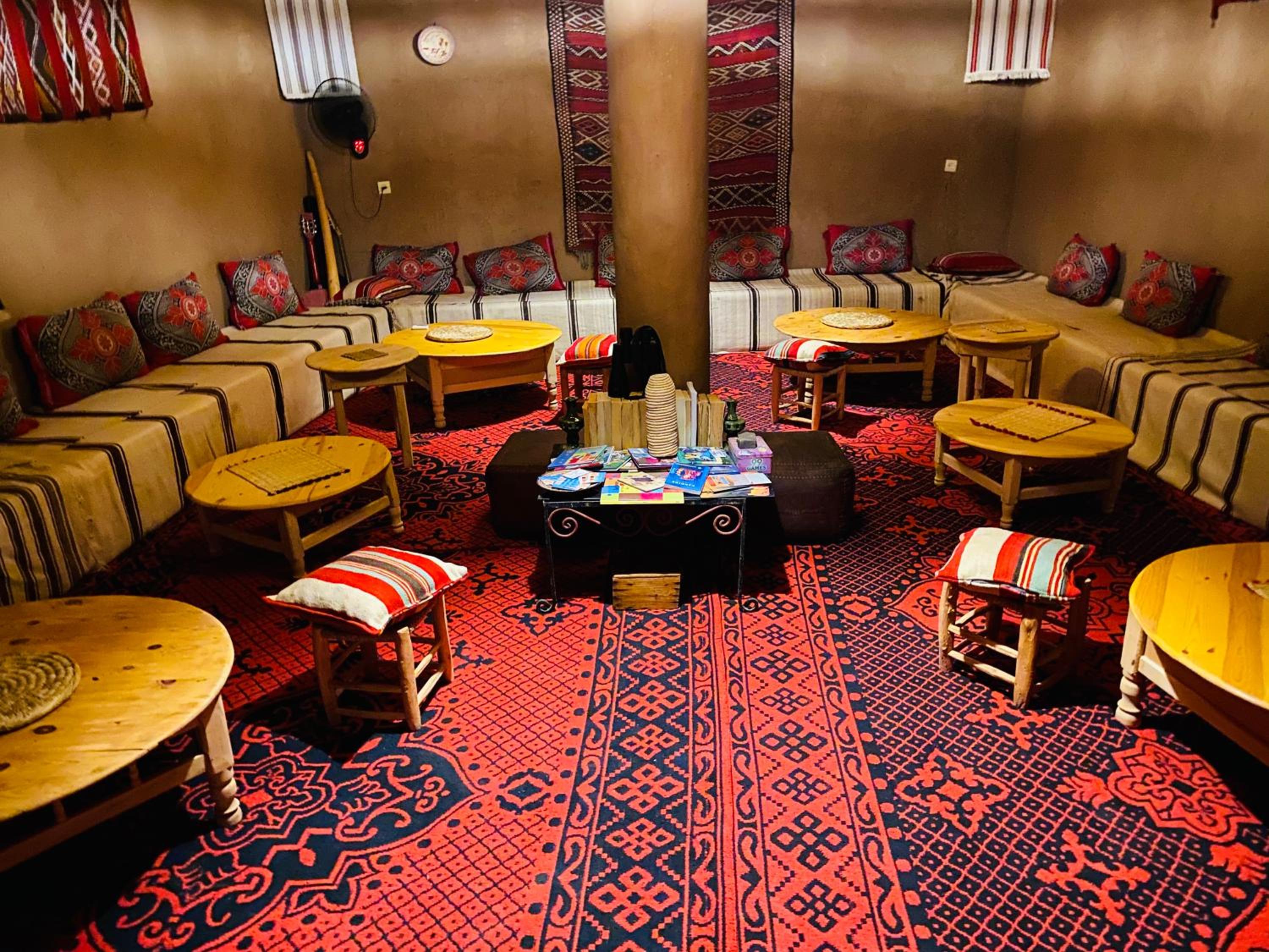 lounge