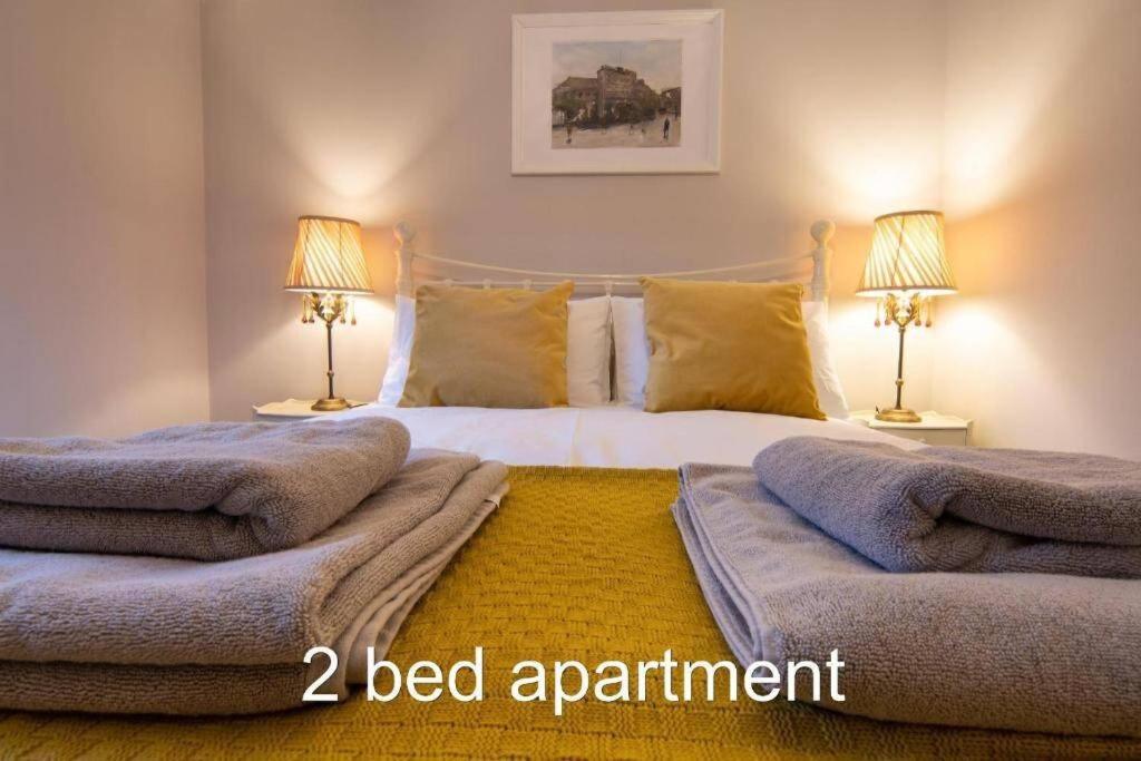 Market Square Grade II Listed Apartment view 3