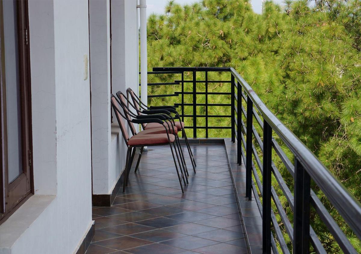 balcony