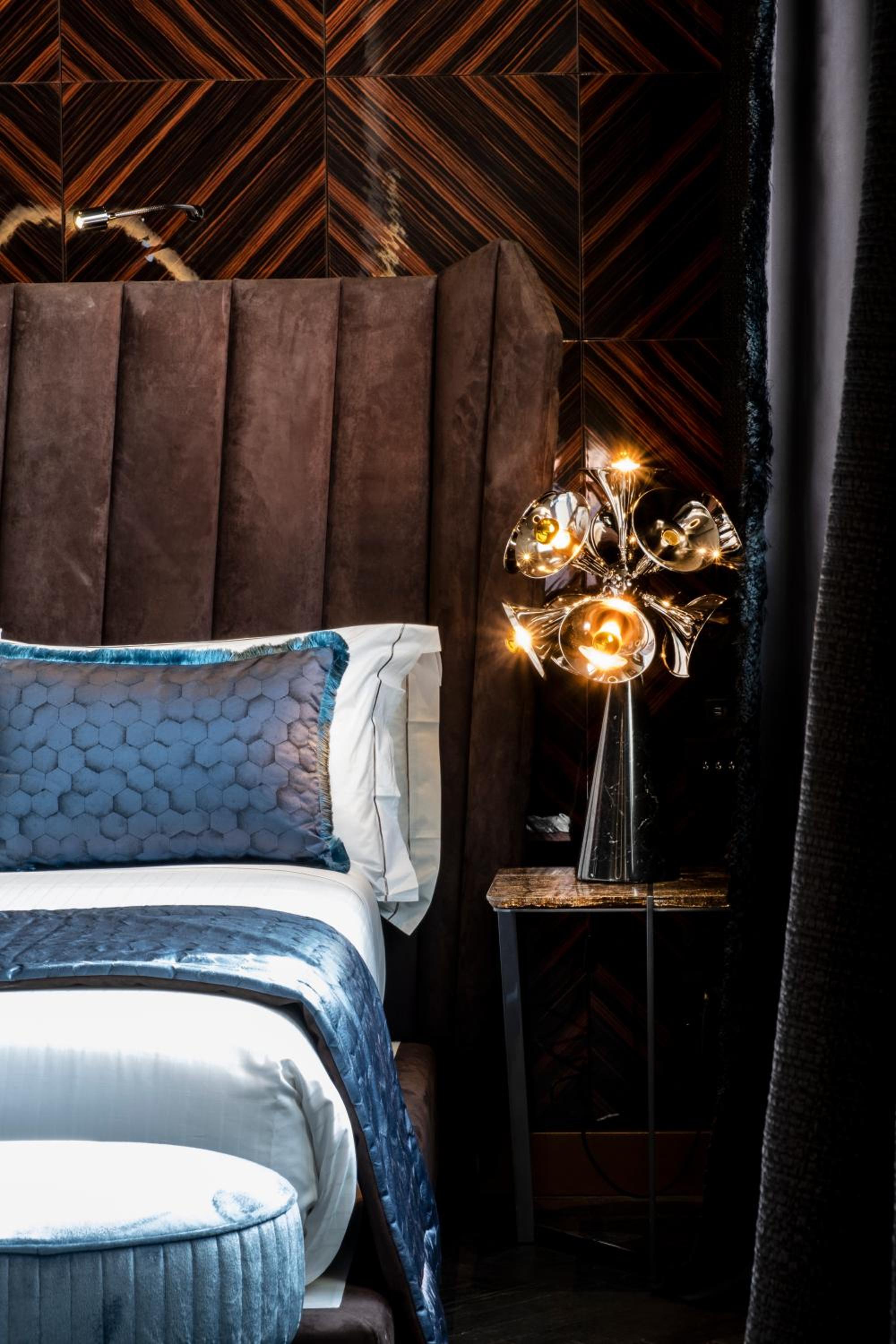 U-Visionary Roma Hotel