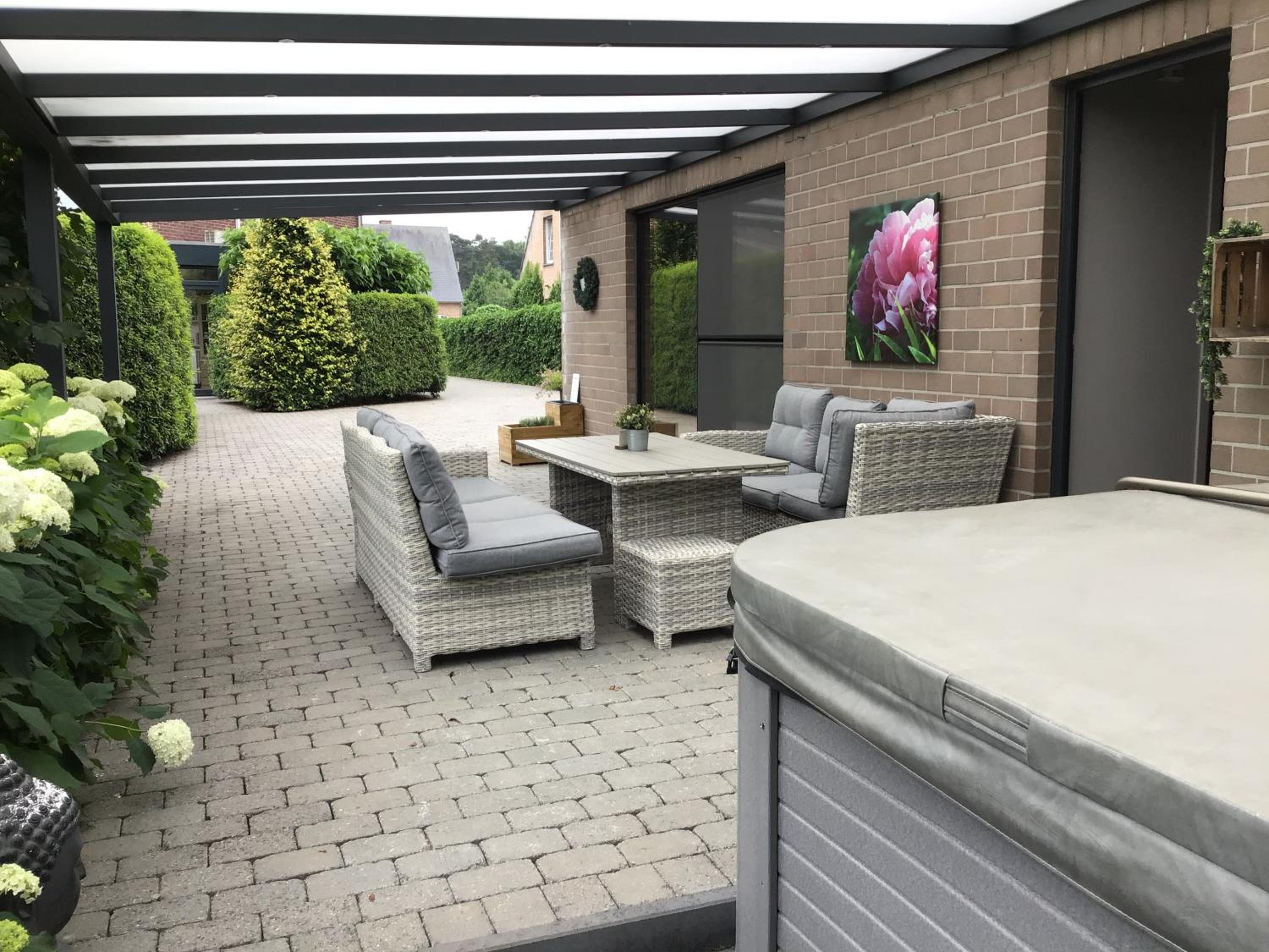 Studio Gardenroom Guesthouse De Steenberg met wellness & tuinzicht