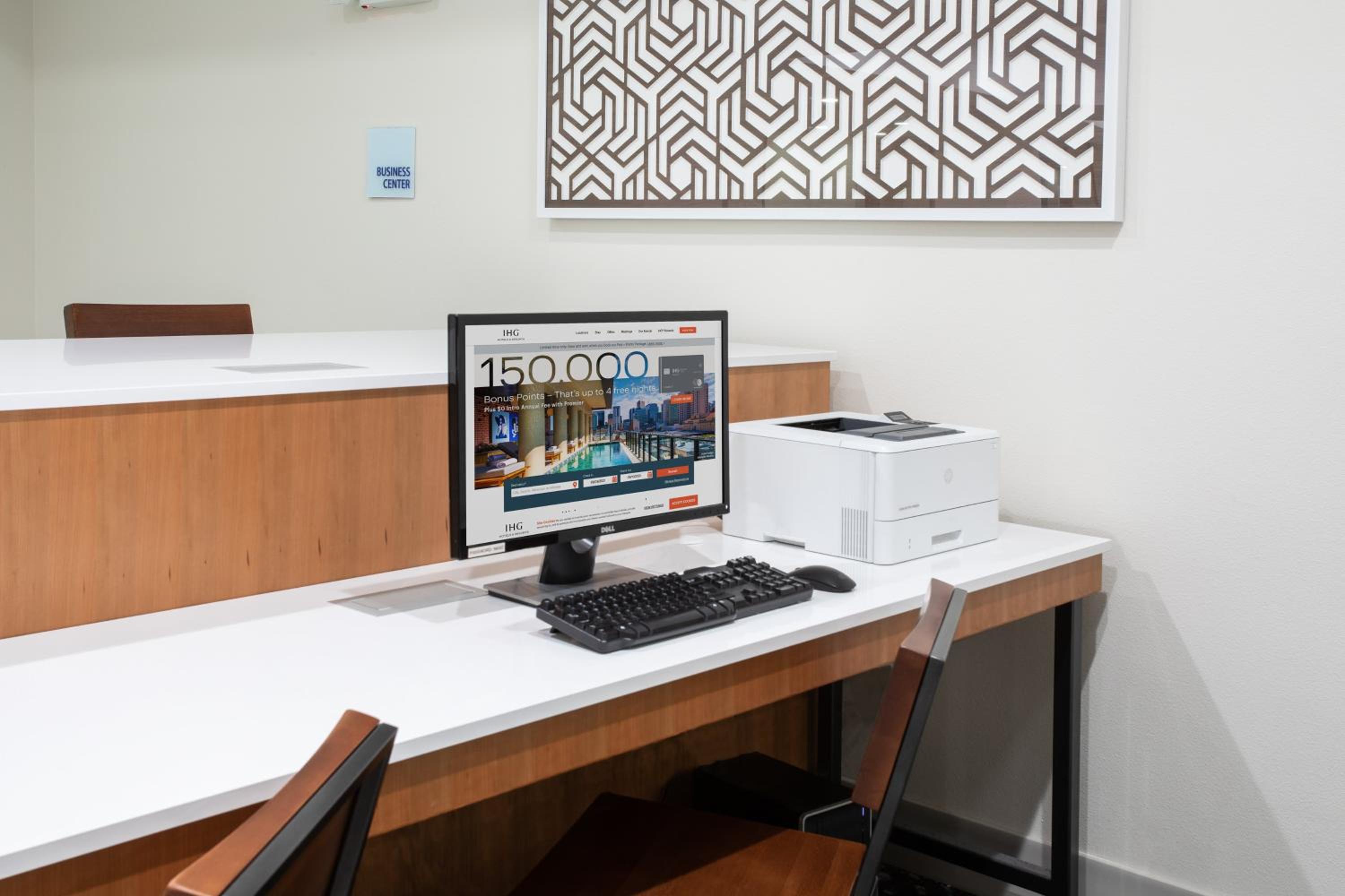 Yreka Vacations - Holiday Inn Express Yreka-Shasta Area, an IHG Hotel - Property Image 3