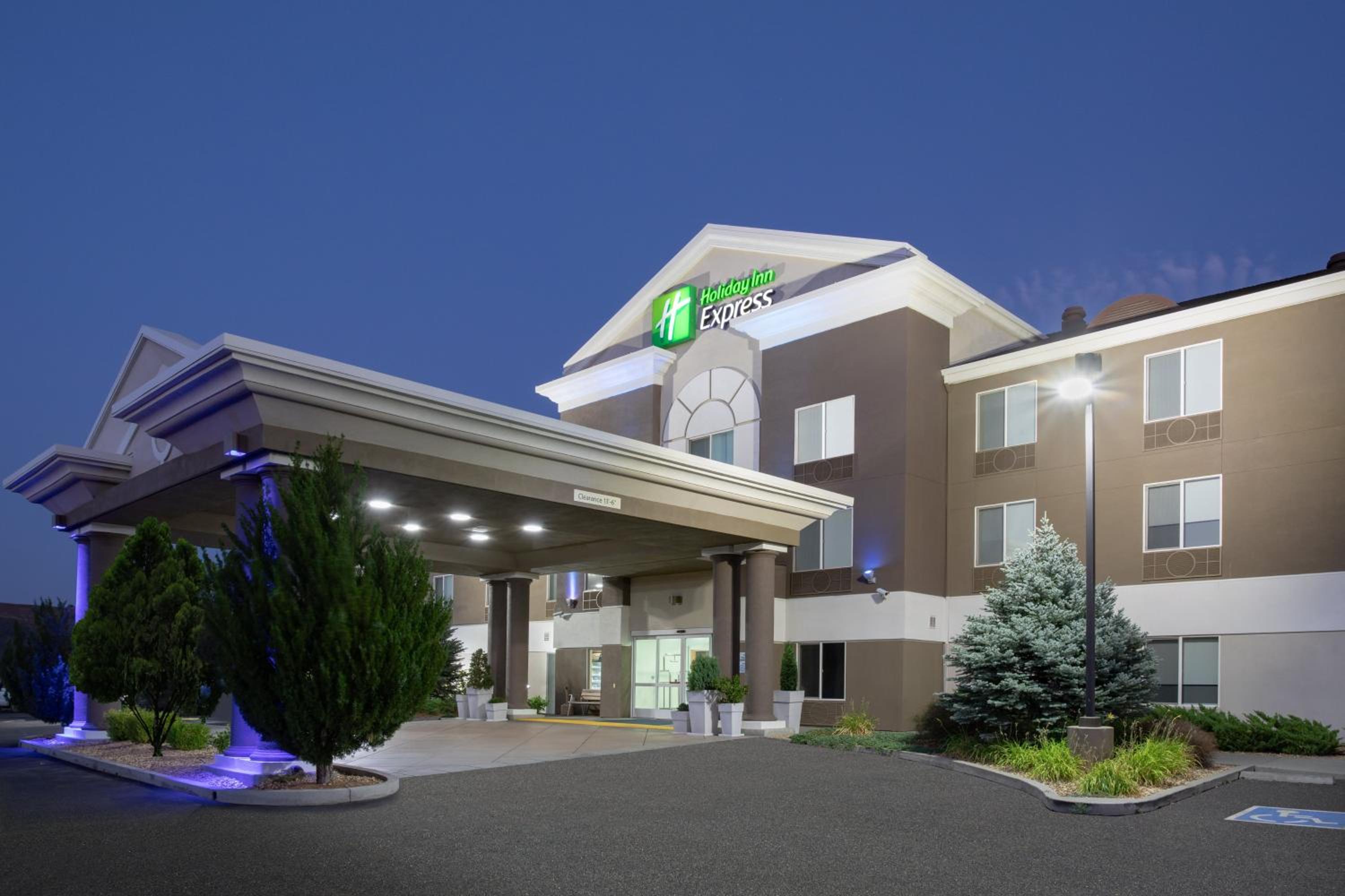 Yreka Vacations - Holiday Inn Express Yreka-Shasta Area, an IHG Hotel - Property Image 5