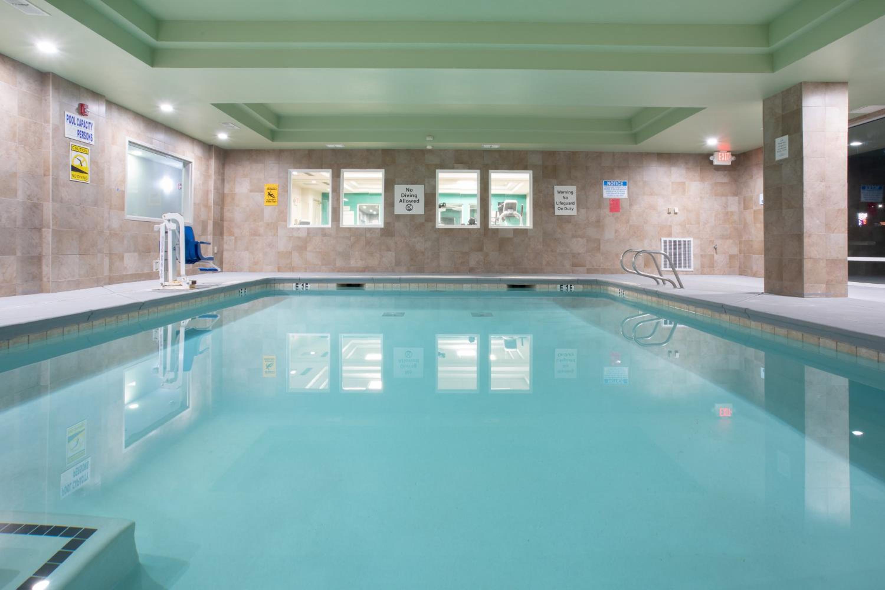Yreka Vacations - Holiday Inn Express Yreka-Shasta Area, an IHG Hotel - Property Image 7