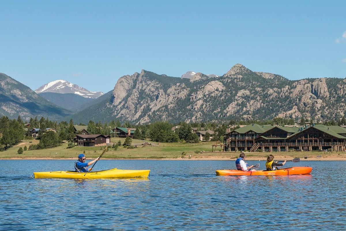 Beautiful Views! Jacuzzi, Indoor Outdoor Fireplace, Steps to Lake Estes - Property Image 39