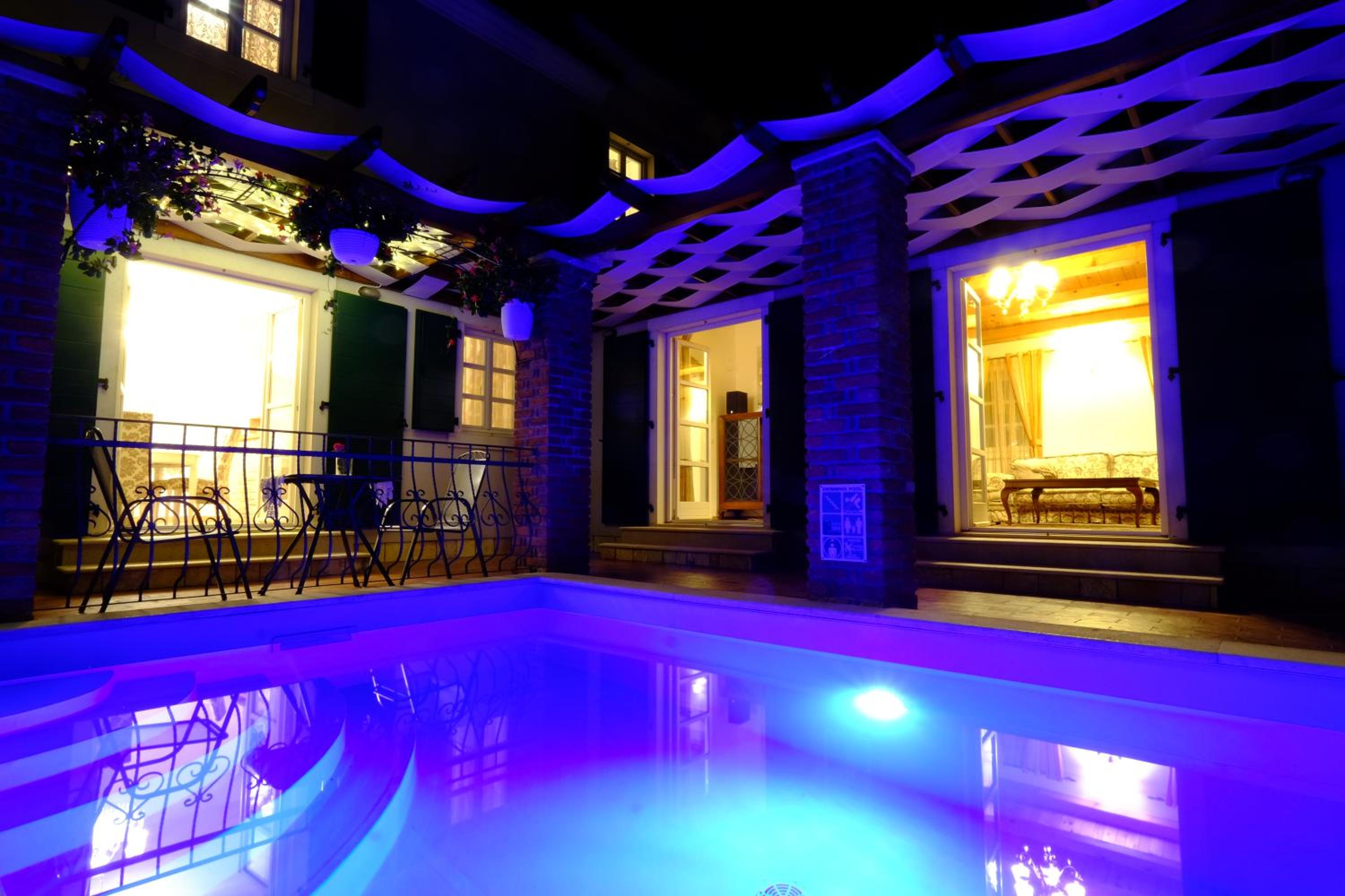 Luxury VILLA LE ROSE view 4