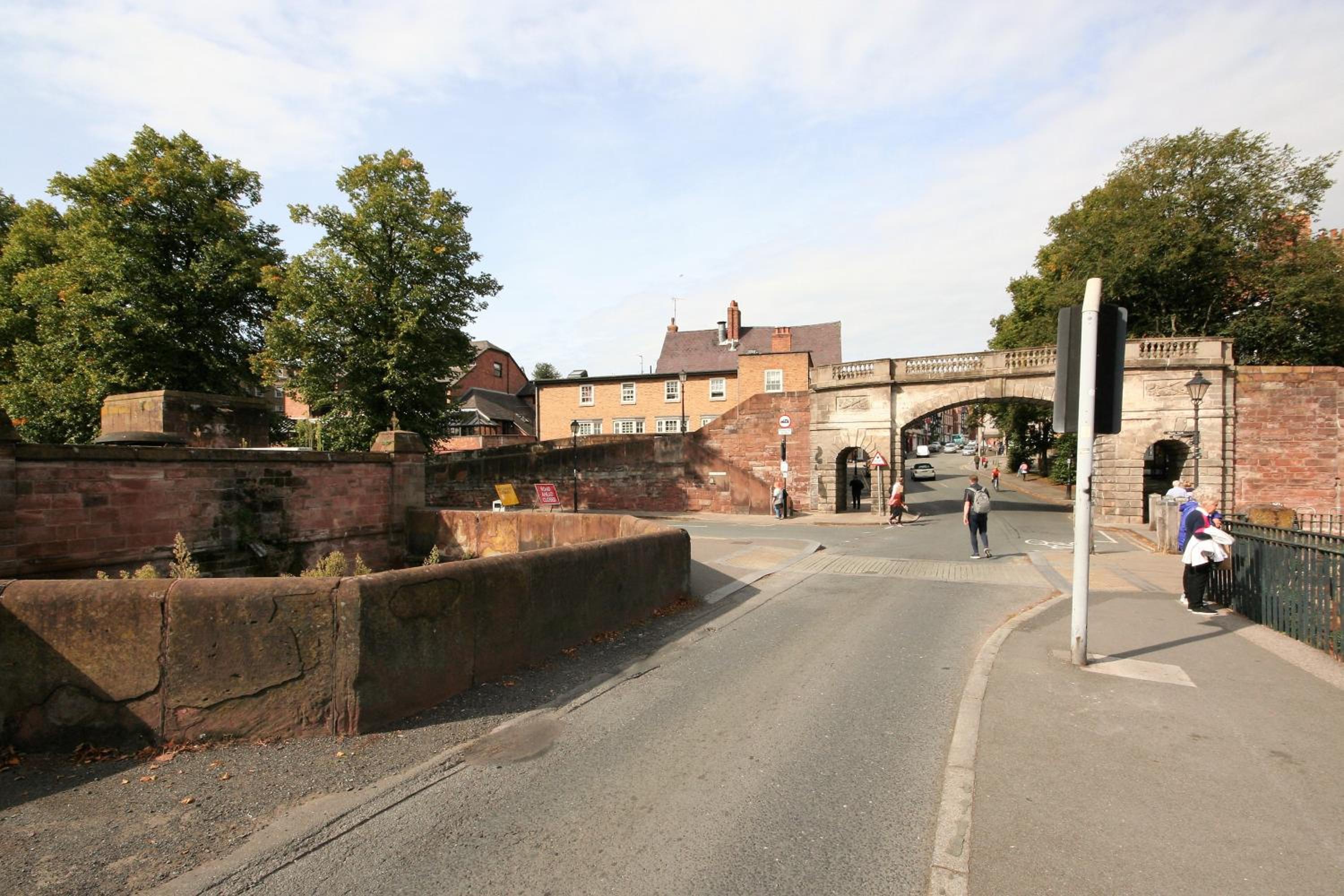 Riverside Studios in the Centre of Chester, photo 40