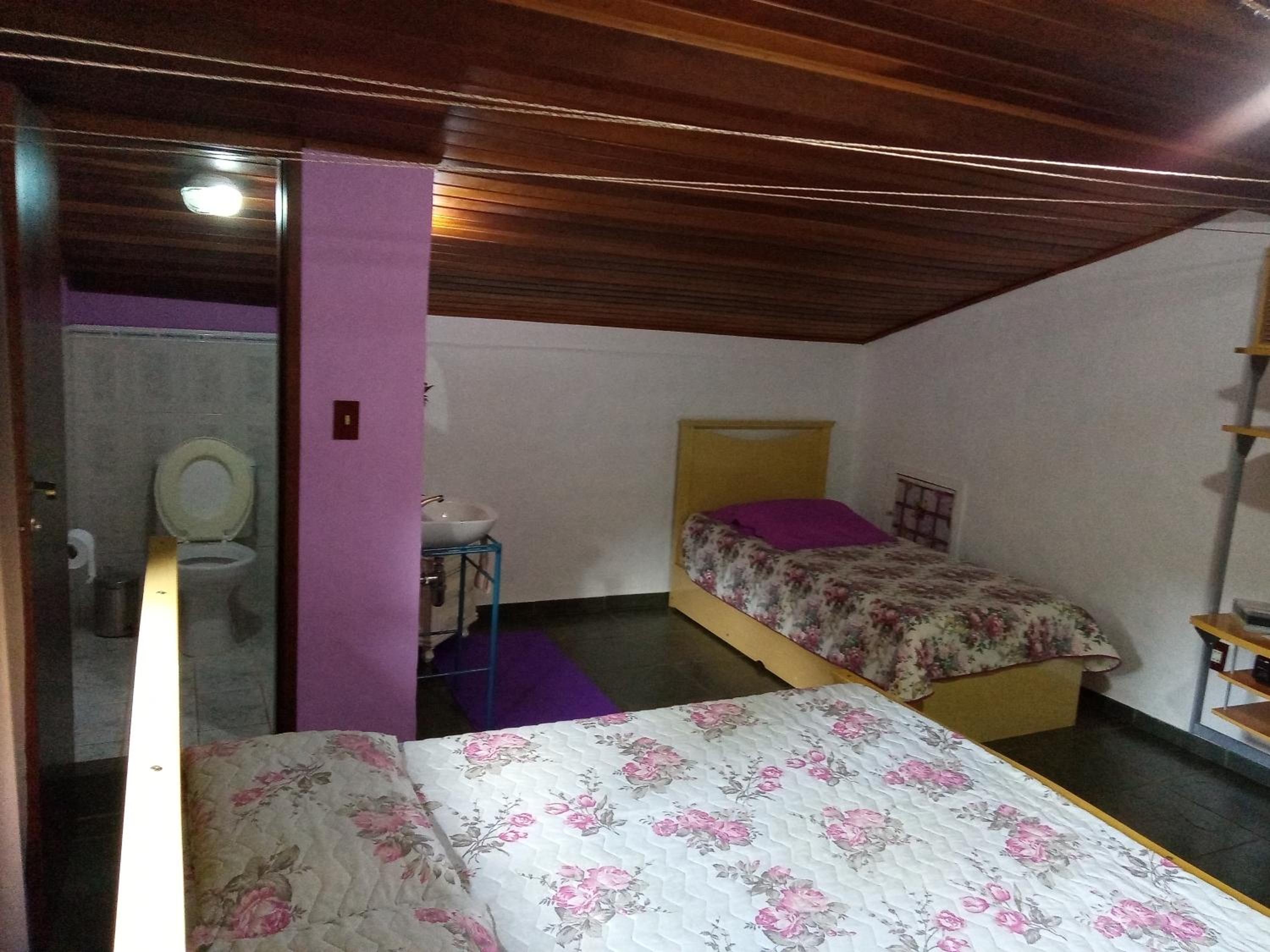 Mansão Adonai nas Cachoeiras de Penedo