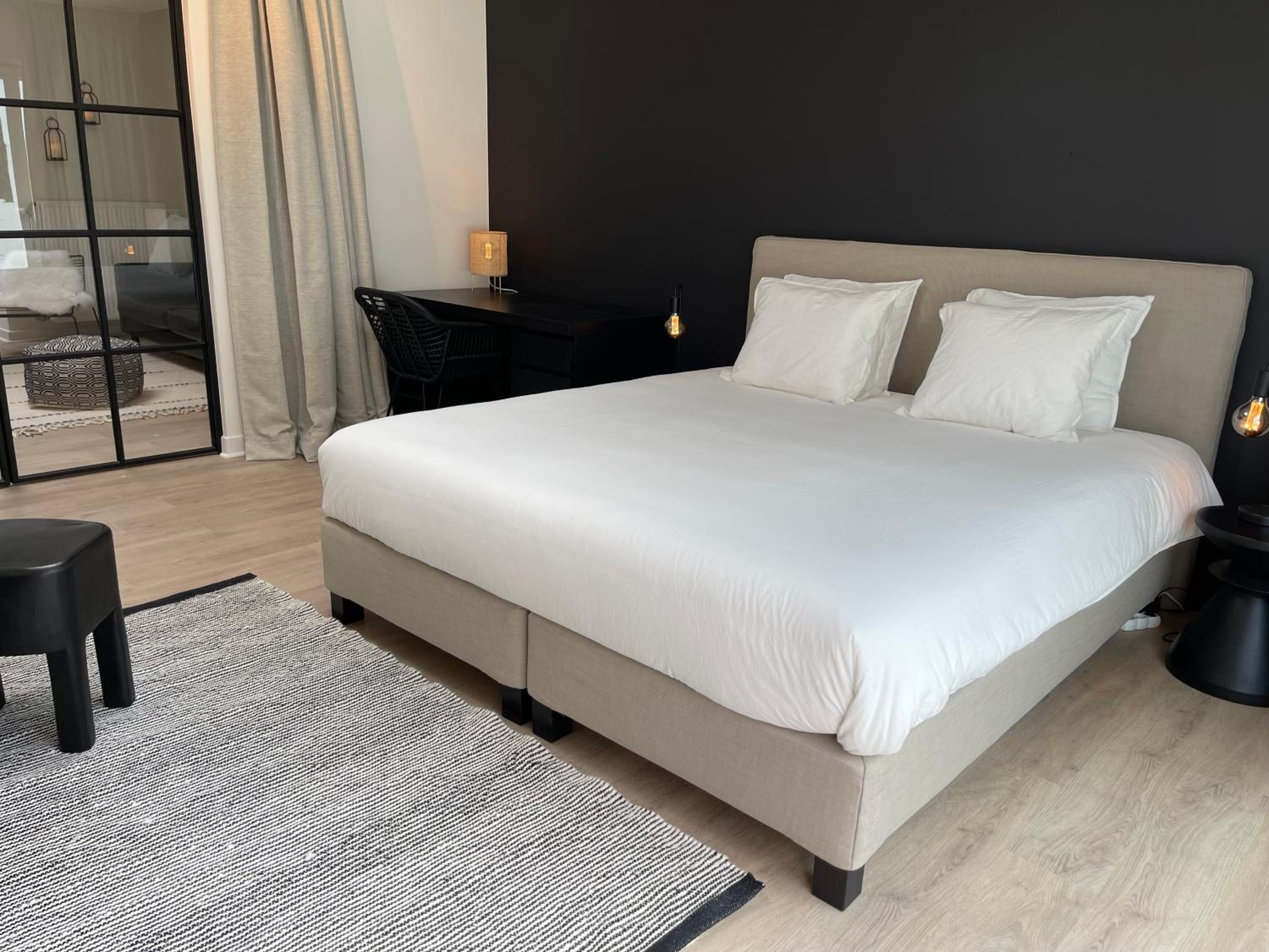 Unique luxury apartment with cosy garden! view 4