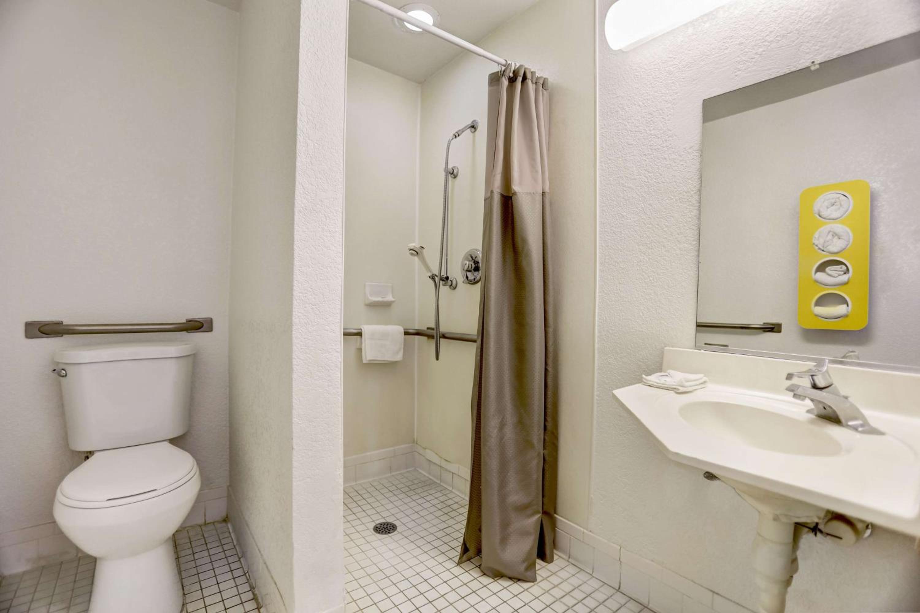 Grants Vacations - Motel 6-Grants, NM - Property Image 11