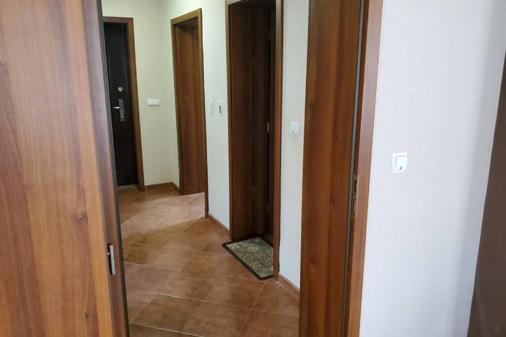 Двете къщи в планината