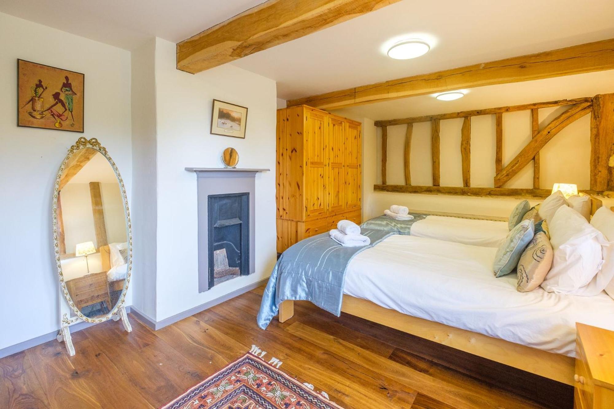Old Hall Barn - Aldeburgh Coastal Cottages view 3