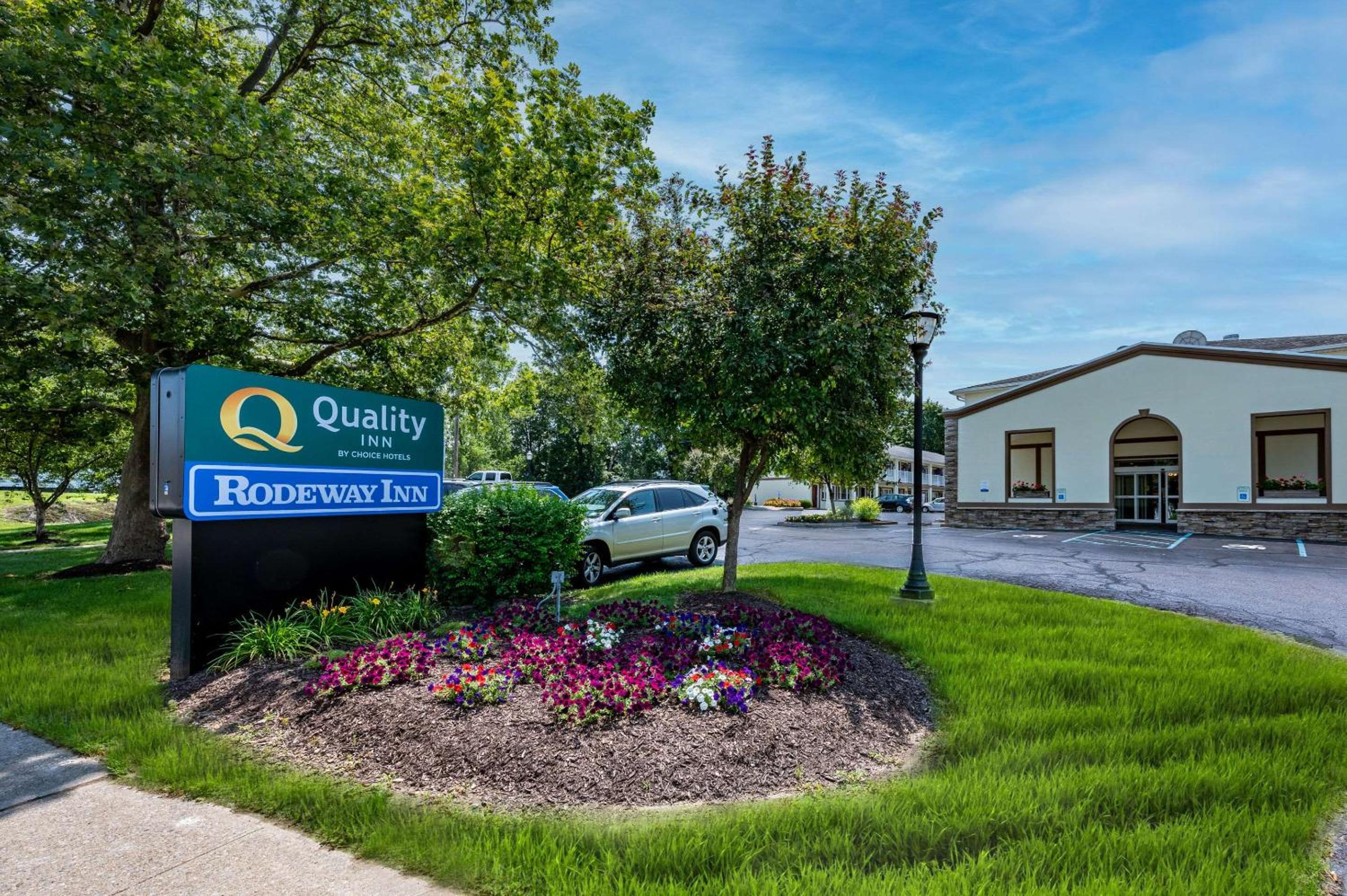 Poughkeepsie Vacations - Quality Inn Poughkeepsie - Property Image 62
