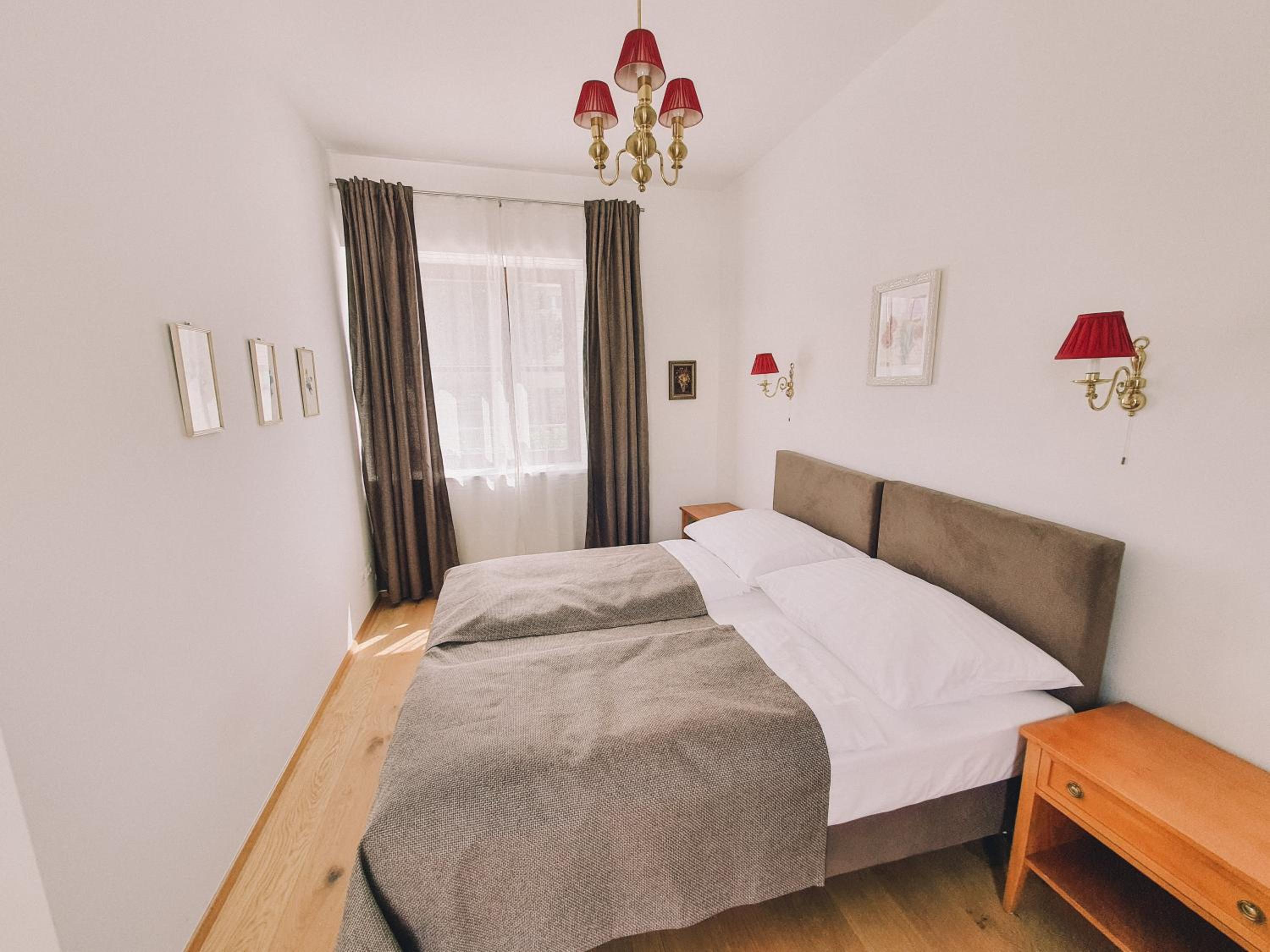 Villa Musik - apartments in historical Villa , Baden