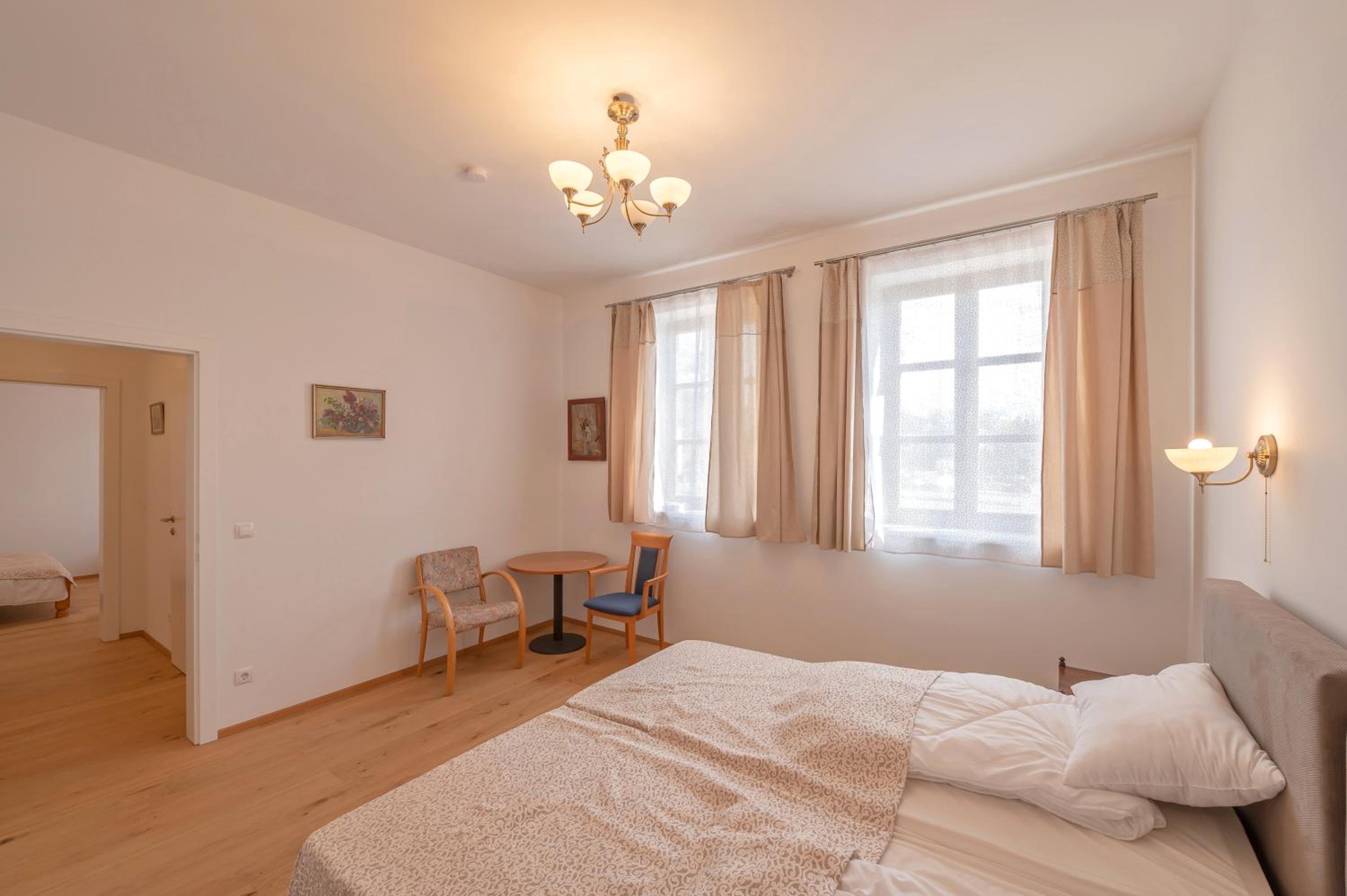 Villa Musik - apartments in historical Villa , Baden