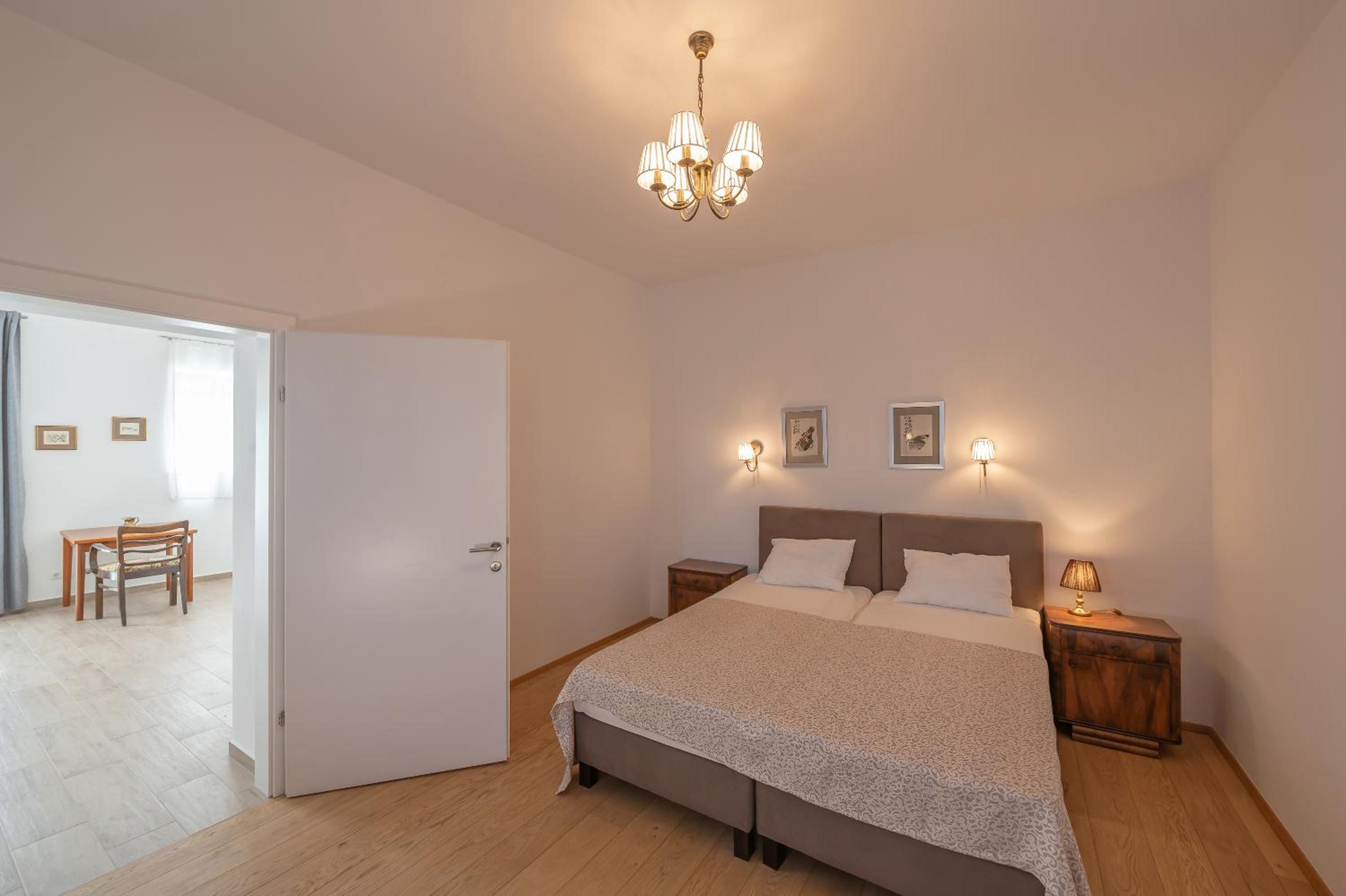 Villa Musik - apartments in historical Villa , Baden