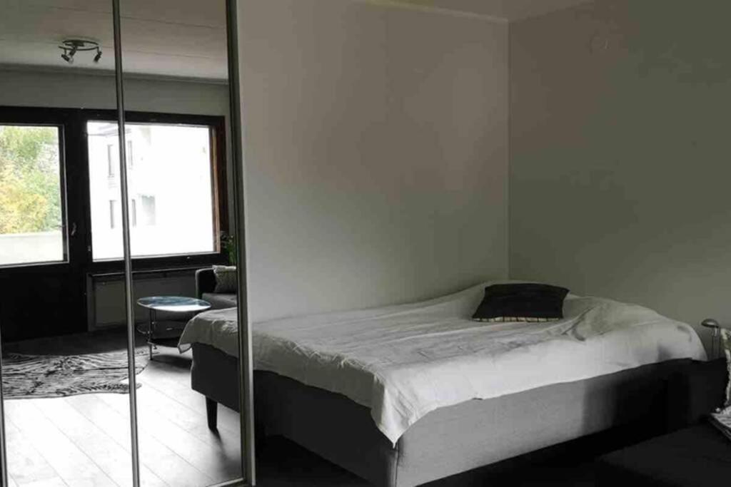 Cosy studio near by AirPort, 2min from train! view 4