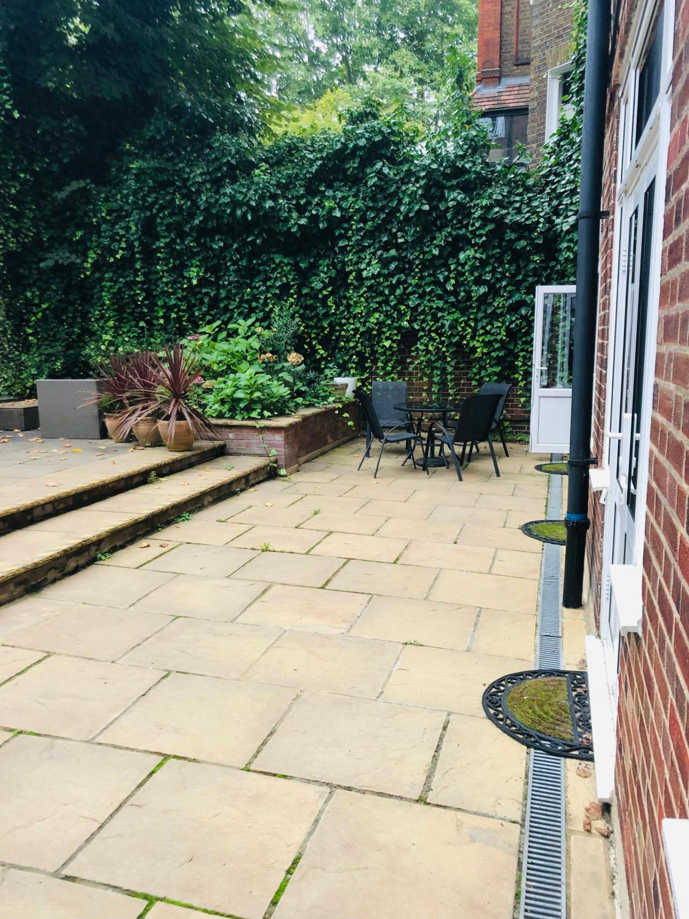 outdoor bbq area