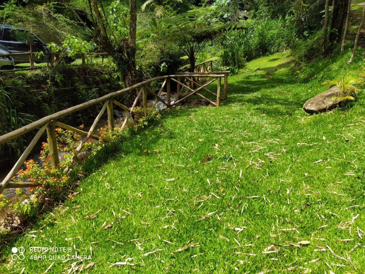 Sitio Recanto da Paz Chalés - casa e chalé para temporada
