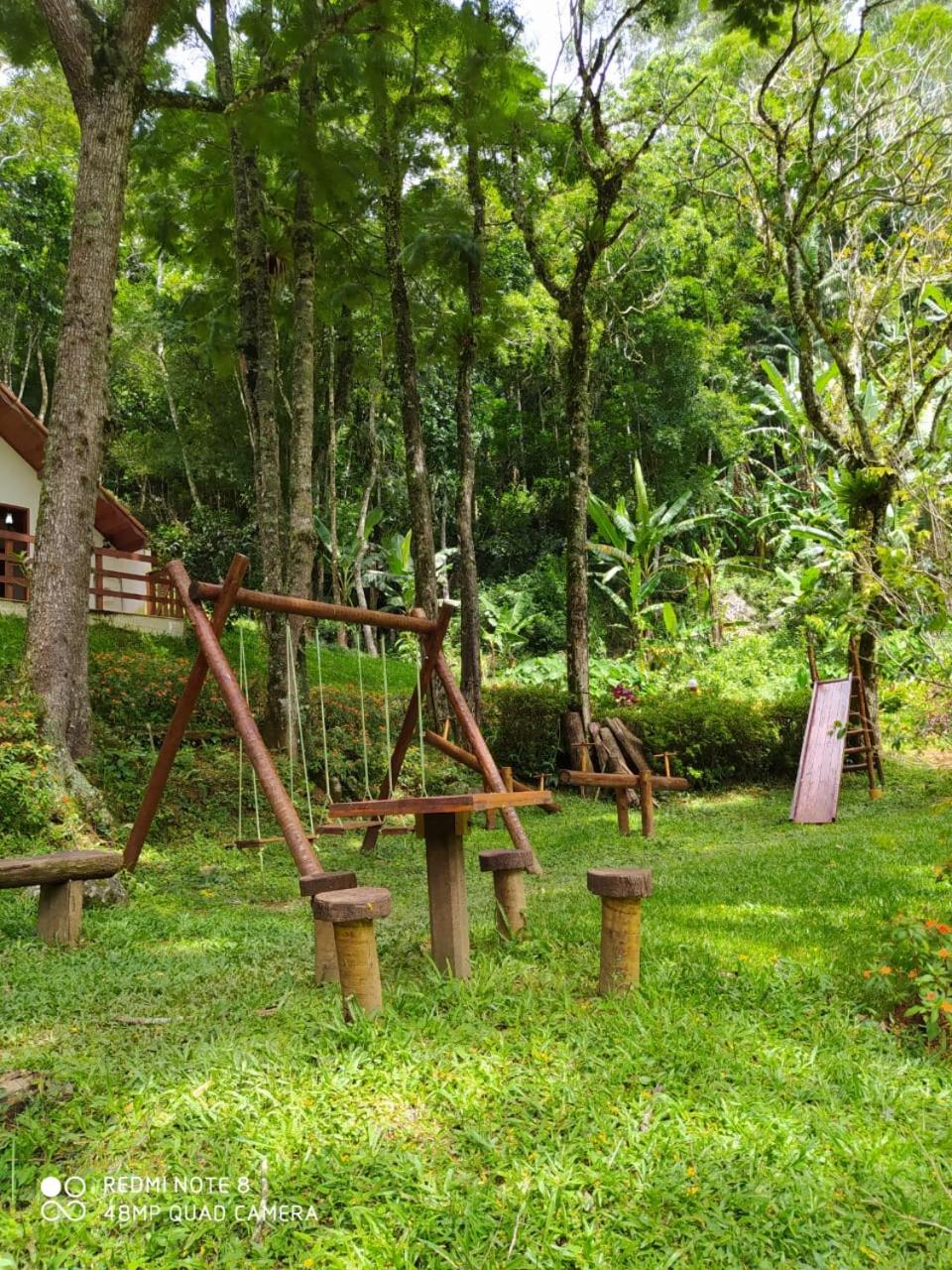 Sitio Recanto da Paz Chalés - casa e chalé para temporada
