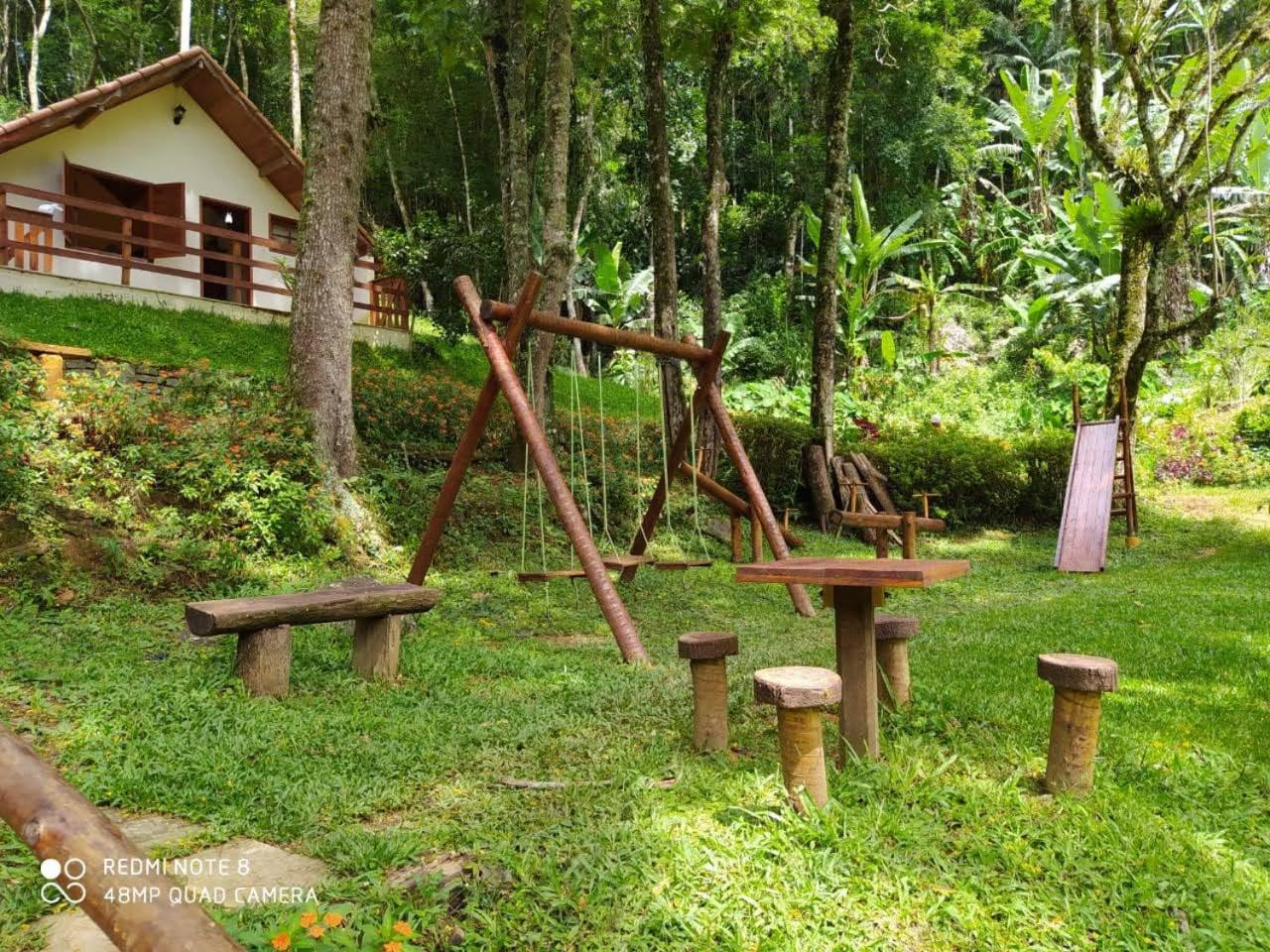 Sitio Recanto da Paz Chalés - casa e chalé para temporada