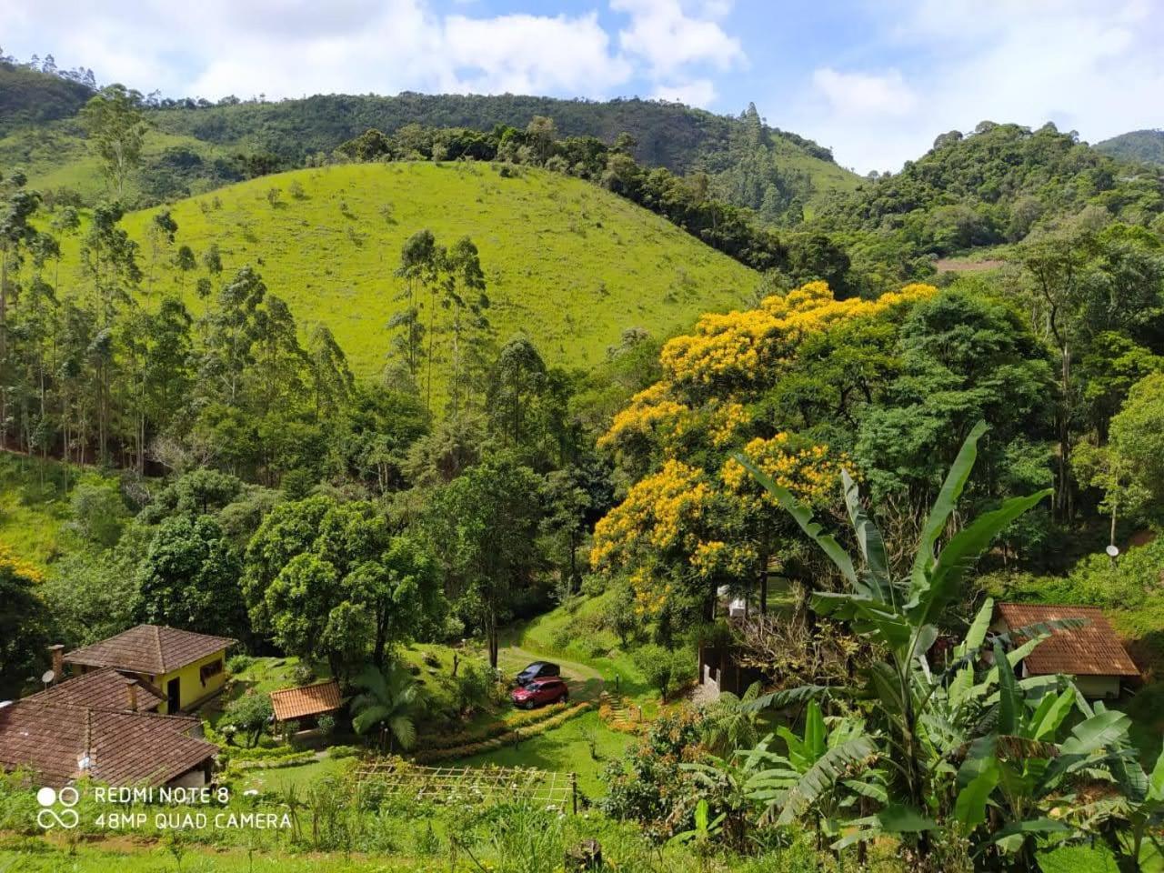 Sitio Recanto da Paz Chalés - casa e chalé para temporada
