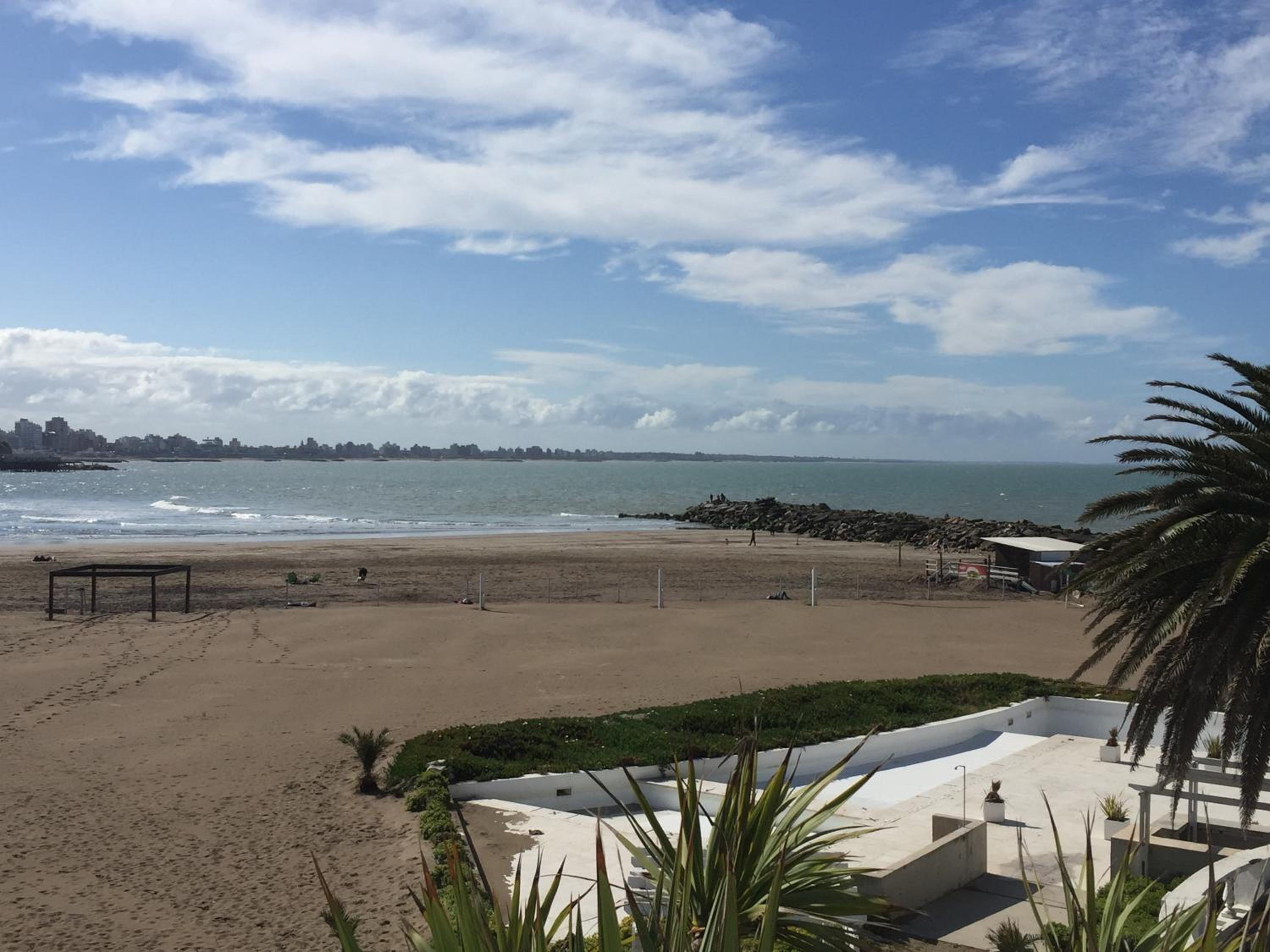 1 Ambiente PLENO CENTRO-1 cuadra CASINO-PEATONAL-Playa PUNTA IGLESIAS-POPULAR