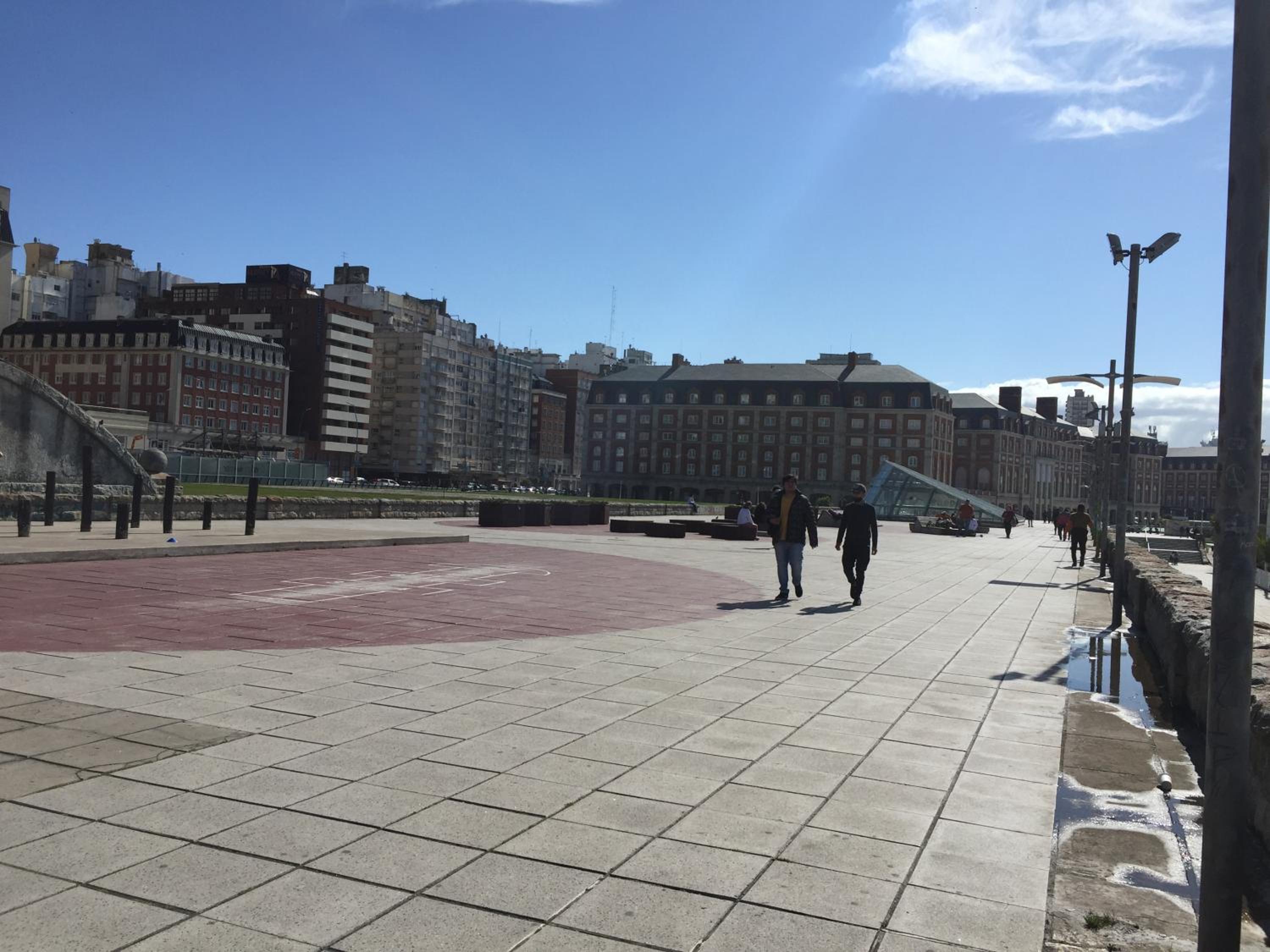 1 Ambiente PLENO CENTRO-1 cuadra CASINO-PEATONAL-Playa PUNTA IGLESIAS-POPULAR