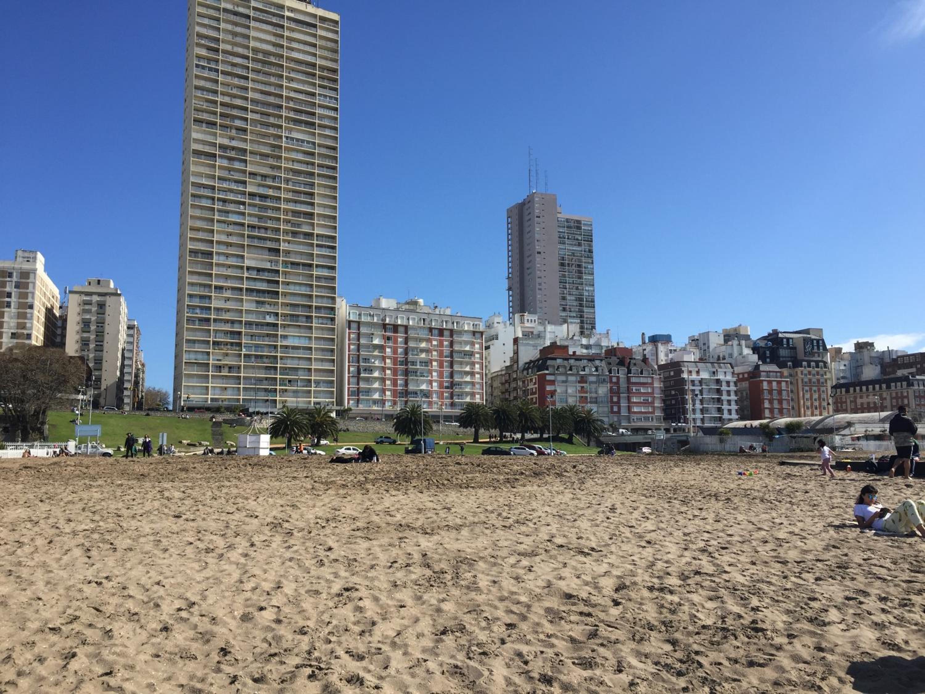 1 Ambiente PLENO CENTRO-1 cuadra CASINO-PEATONAL-Playa PUNTA IGLESIAS-POPULAR