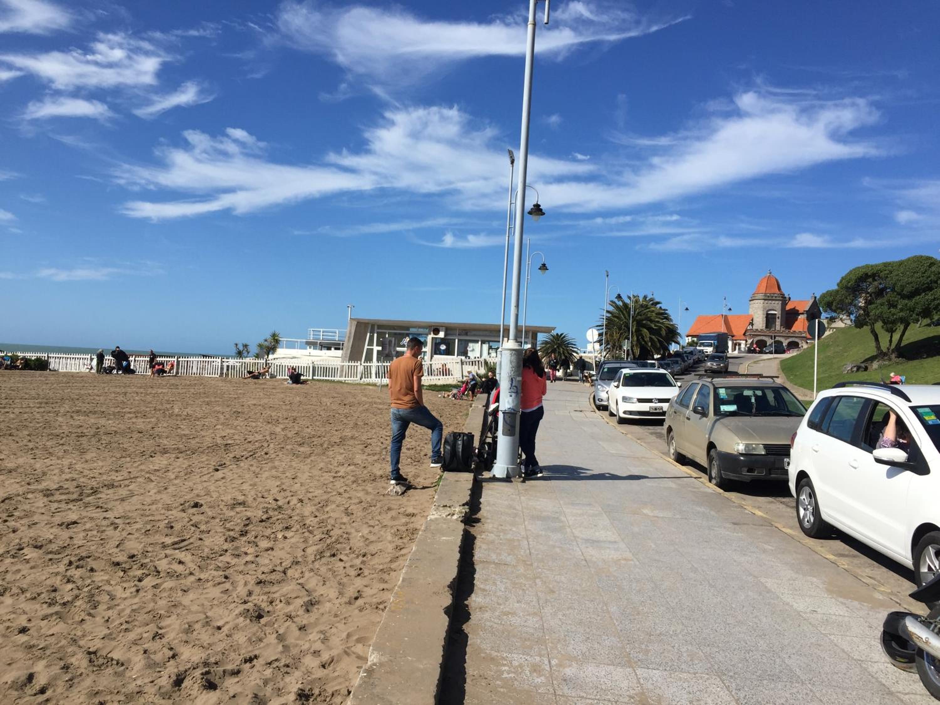 1 Ambiente PLENO CENTRO-1 cuadra CASINO-PEATONAL-Playa PUNTA IGLESIAS-POPULAR