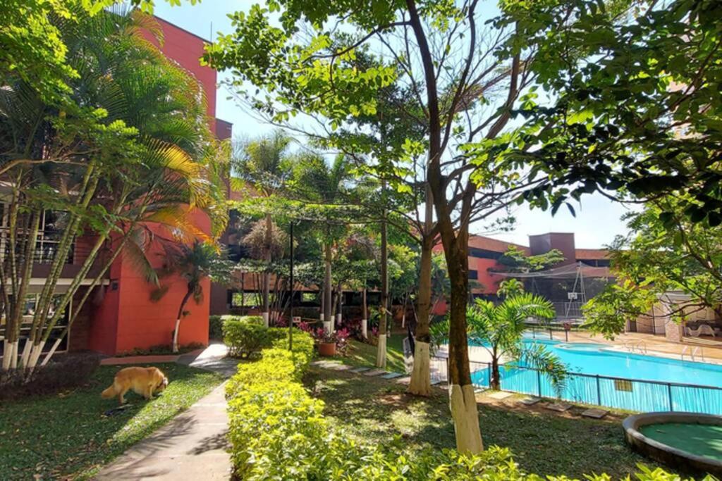 Apartamento en Calasanz con piscina y parqueadero