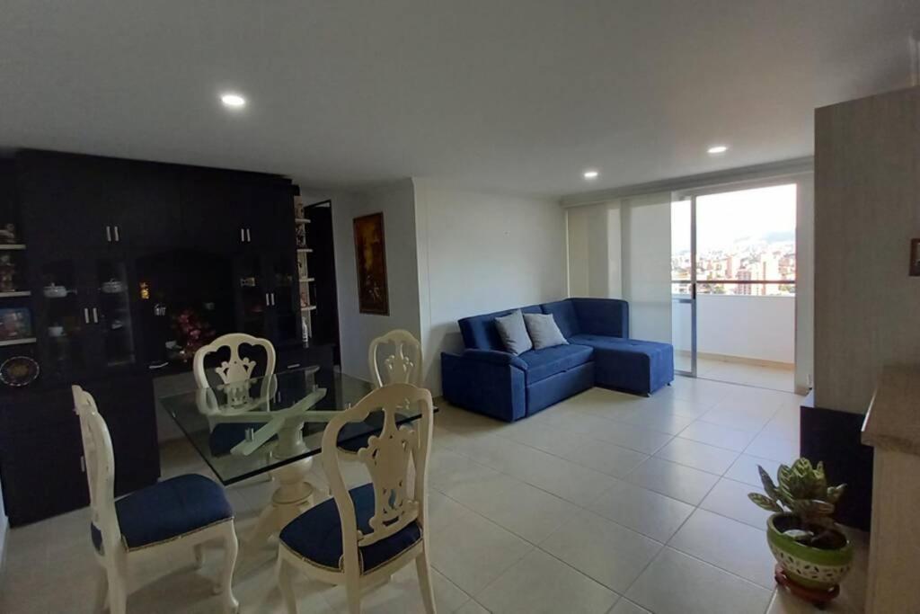 Apartamento en Calasanz con piscina y parqueadero