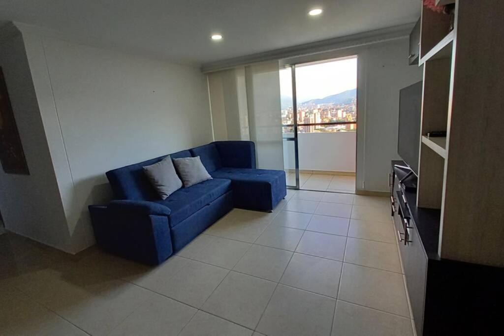 Apartamento en Calasanz con piscina y parqueadero