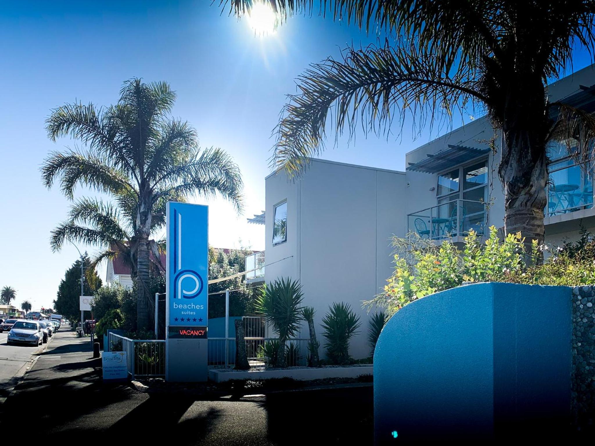 Hotel Beaches Nelson - Image 1