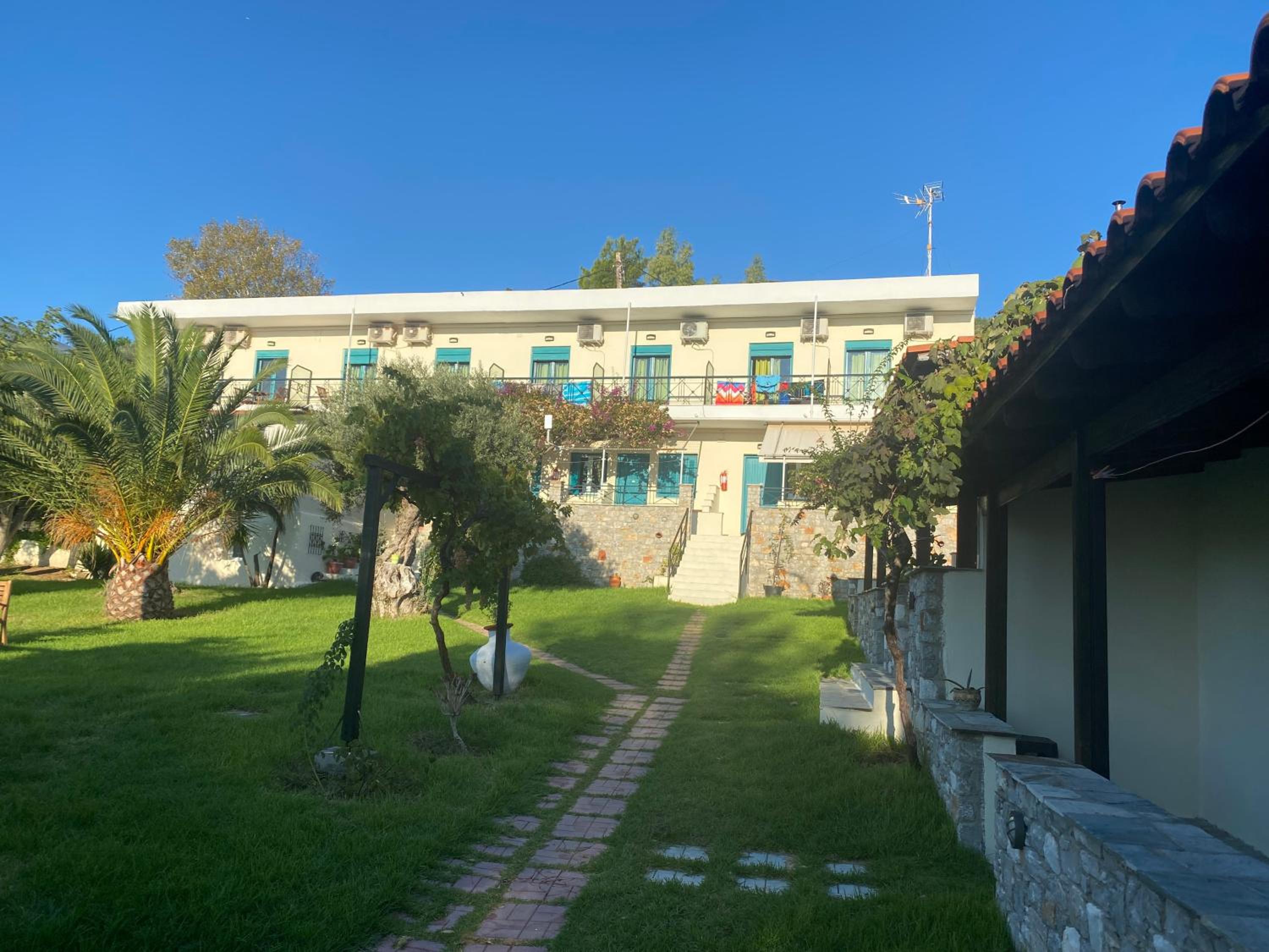 Hotel Angeliki Beach Hotel - Image 1