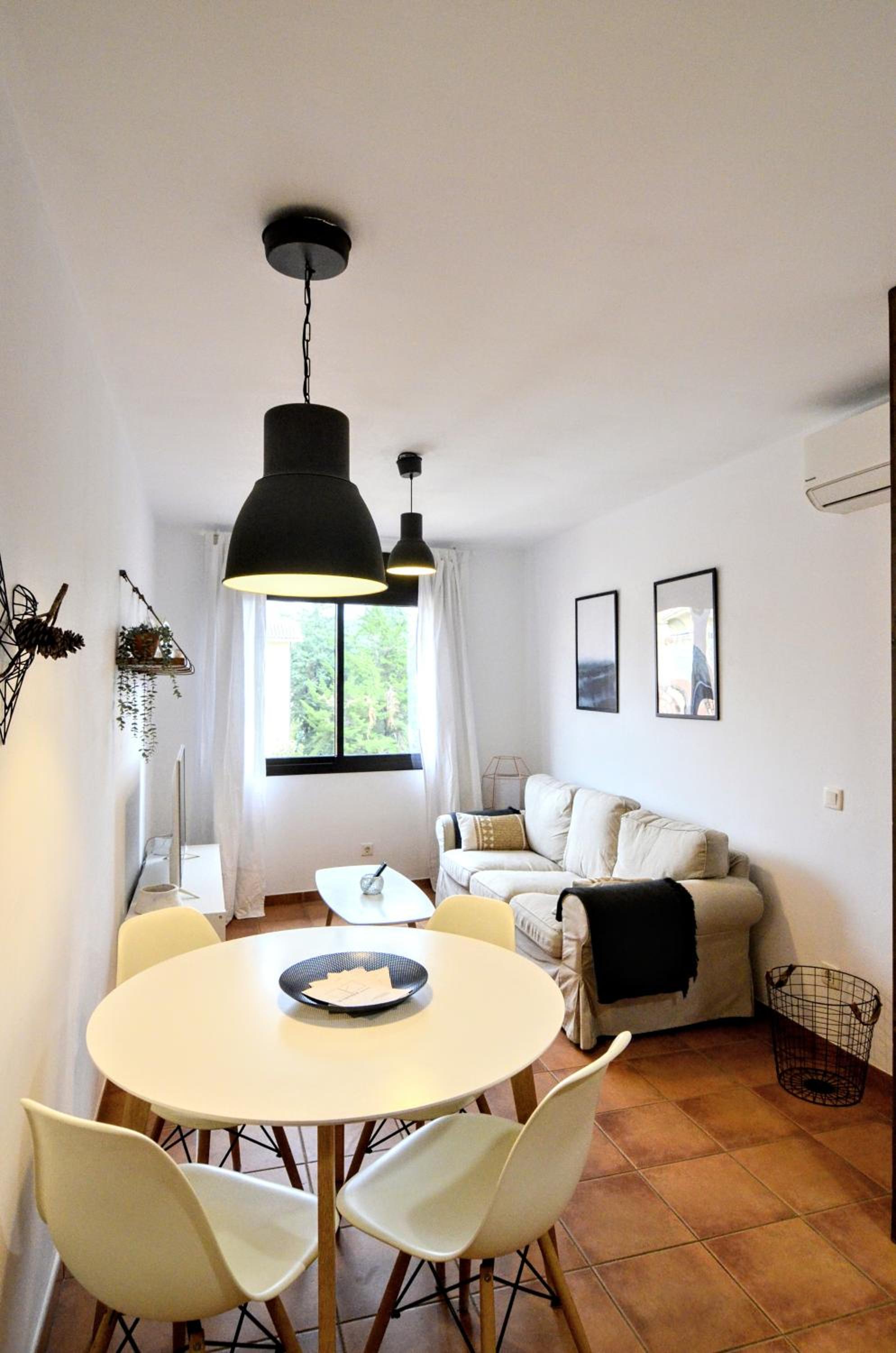 Apartaments la Rambla - L'Arrel - 4 persones view 2