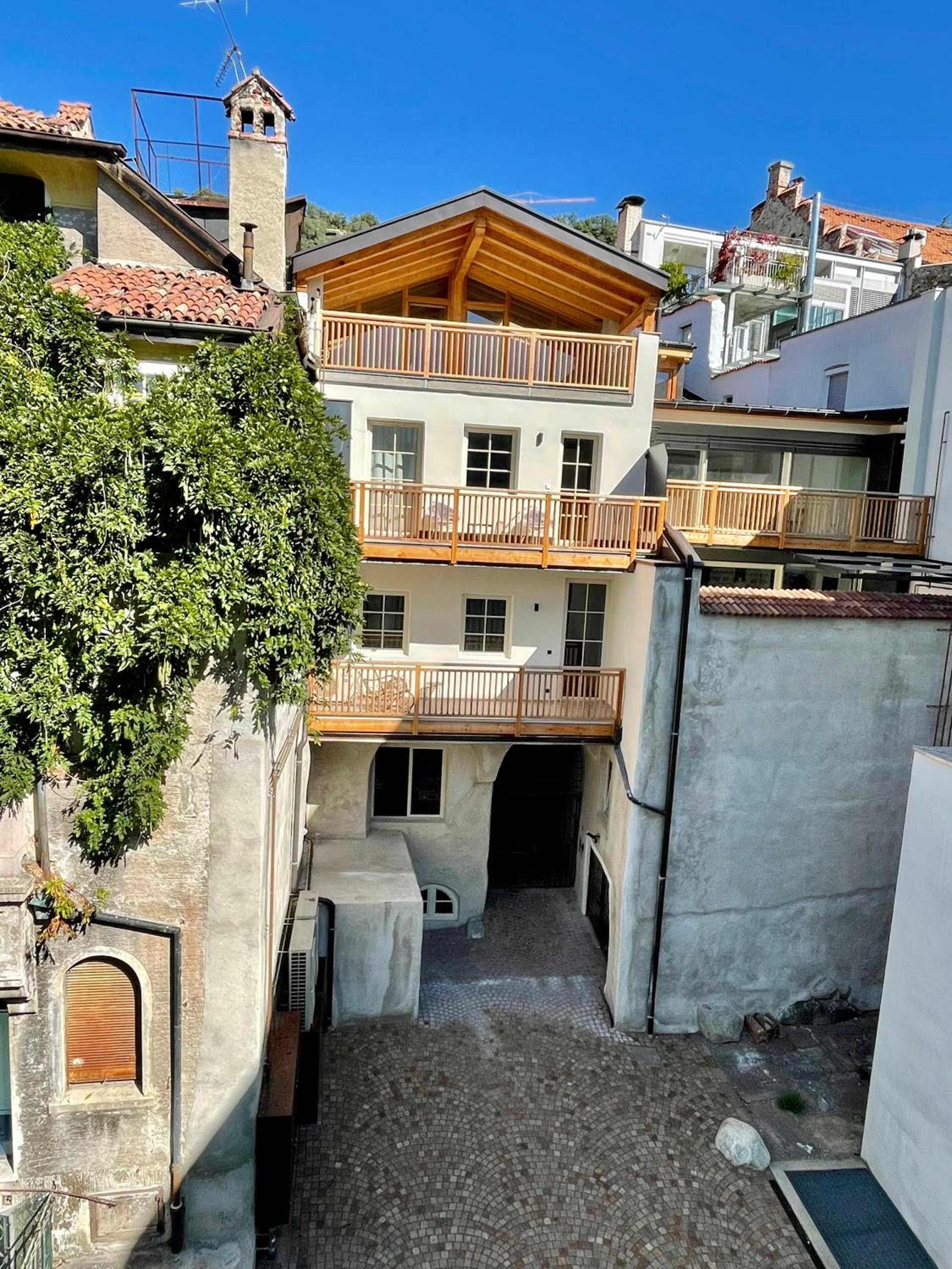 Rosa's Boutique Apartment view 4