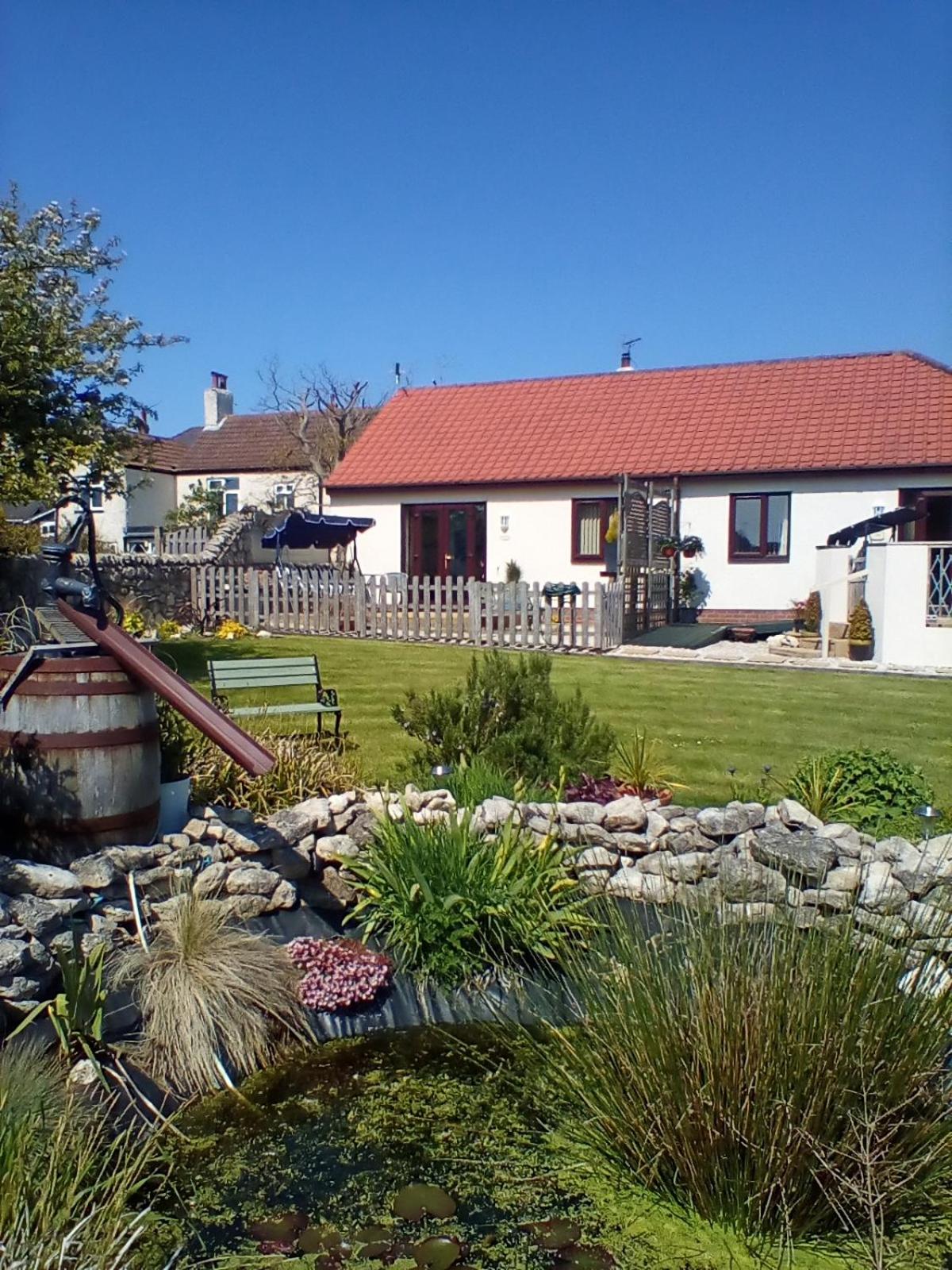 Photo 44