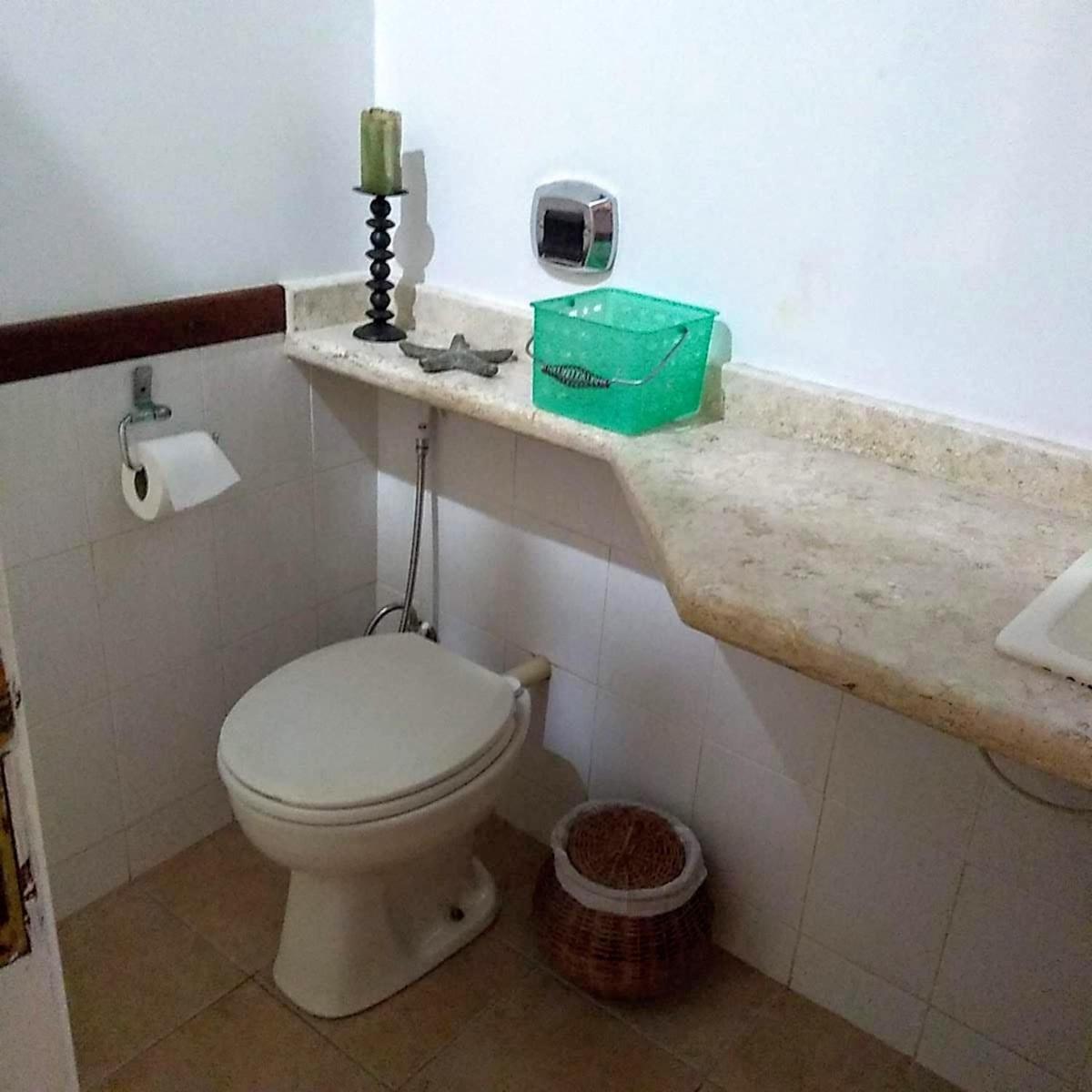 Refúgio Aconchegante no Peró Jardim Privativo Wi-Fi Ideal Casais Famílias e Home Office