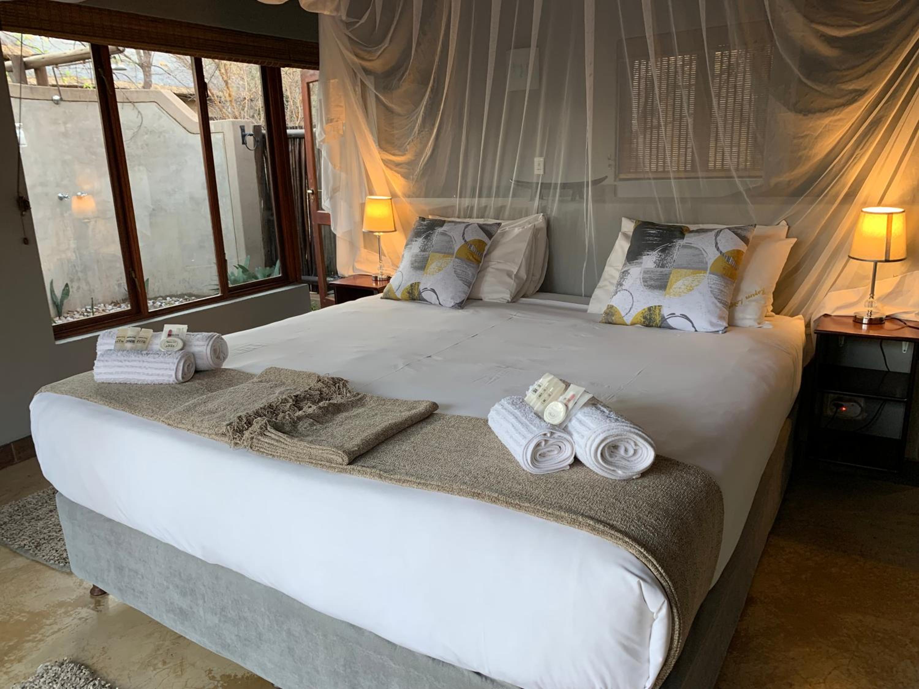 Hoedspruit Raptors Lodge N16