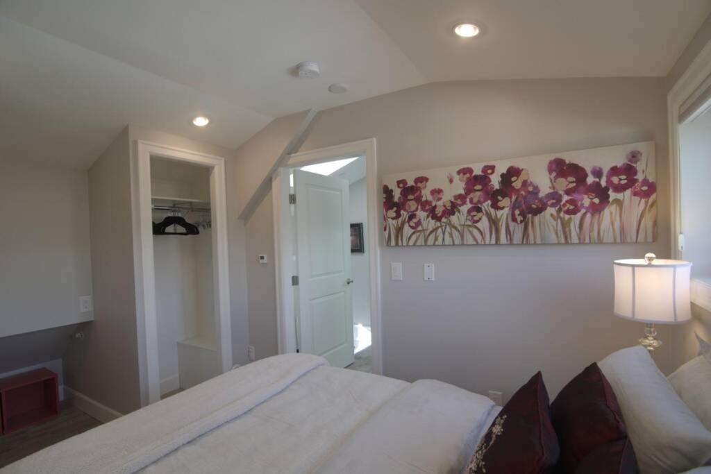 Vancouver Traveller Cottage