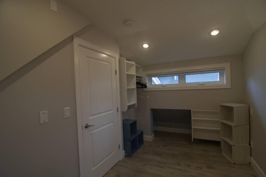 Vancouver Traveller Cottage