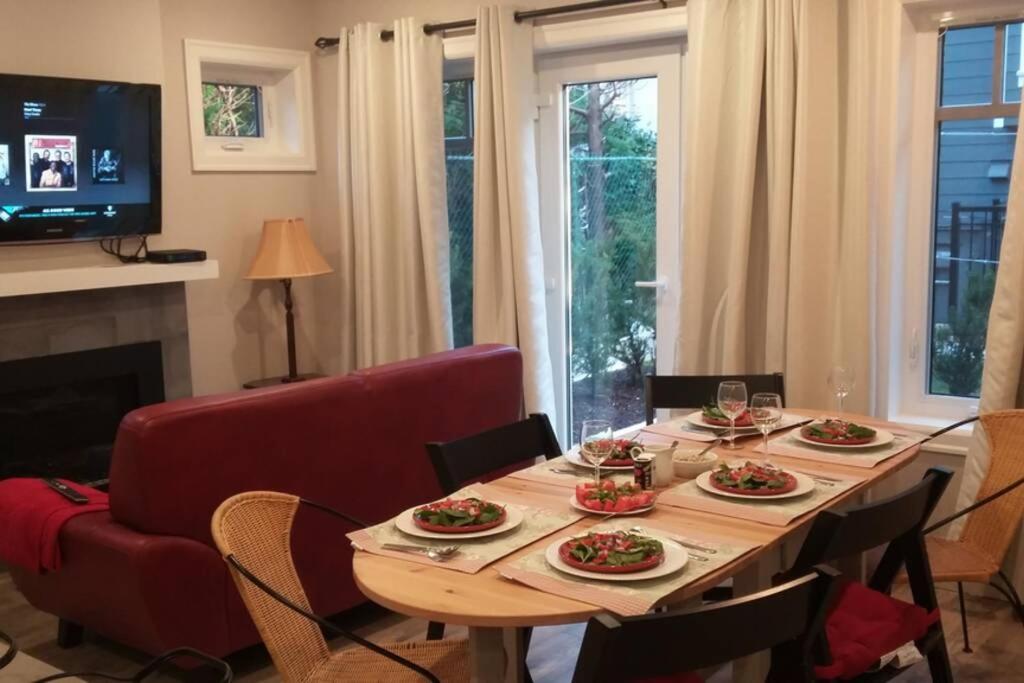 Vancouver Traveller Cottage