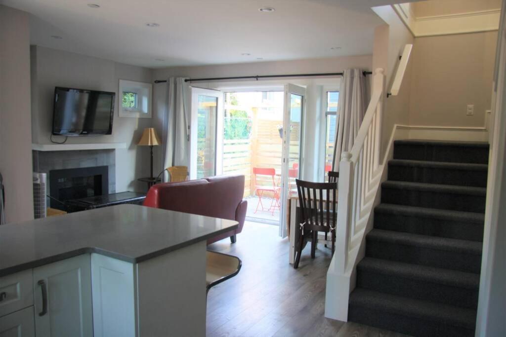 Vancouver Traveller Cottage