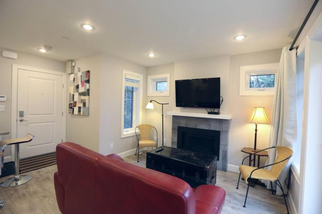 Vancouver Traveller Cottage