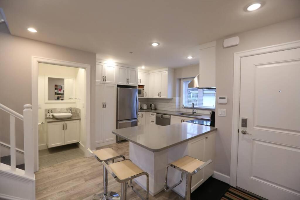 Vancouver Traveller Cottage