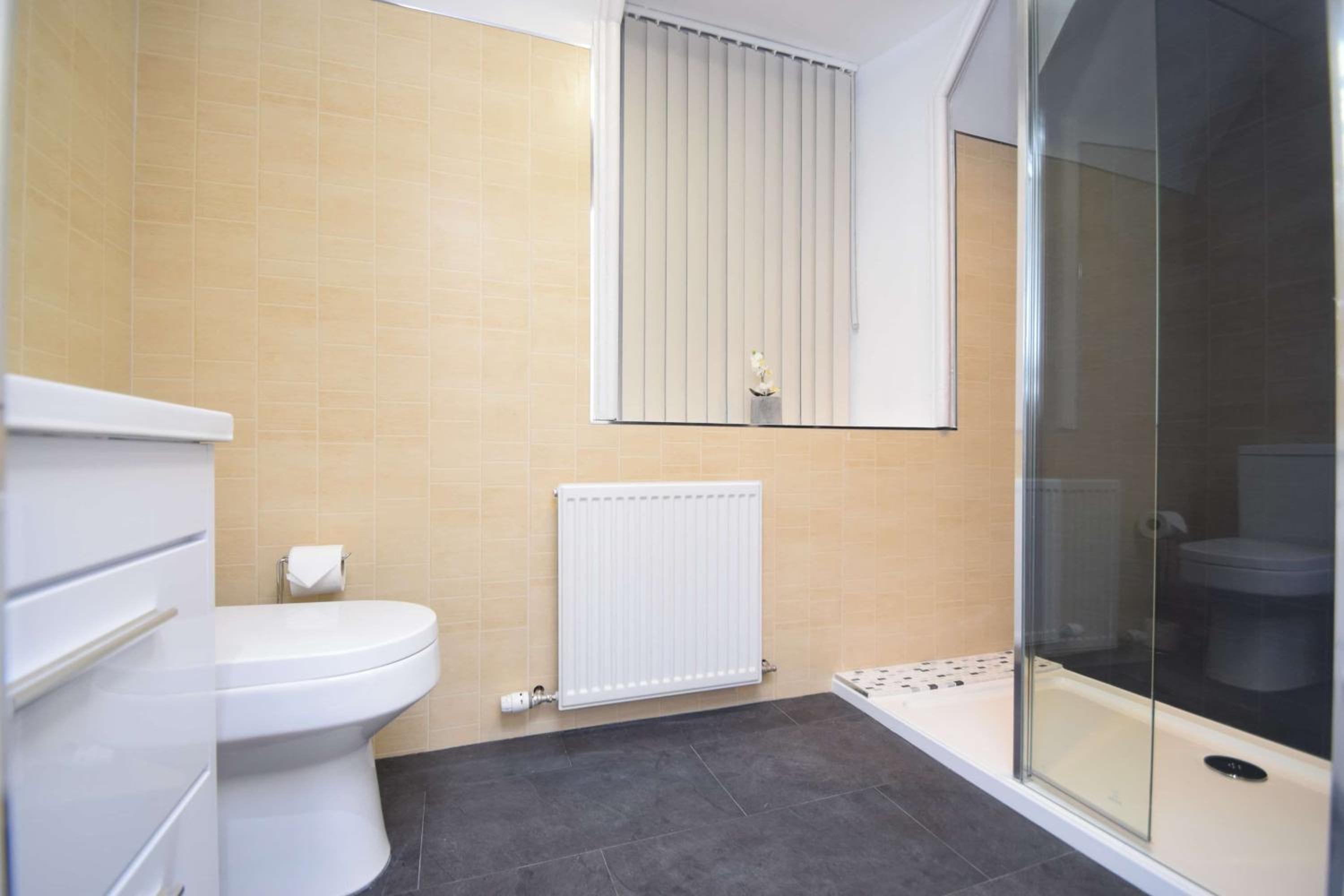 Rosedene Highland House Apartments, Central Inverness view 5