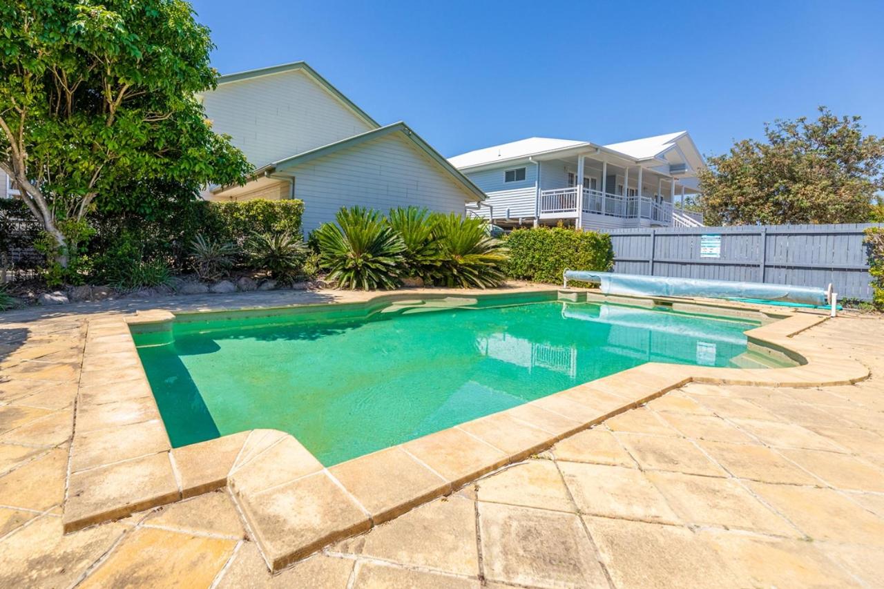 Ocean Pearl - 3 bedroom beachfront property!