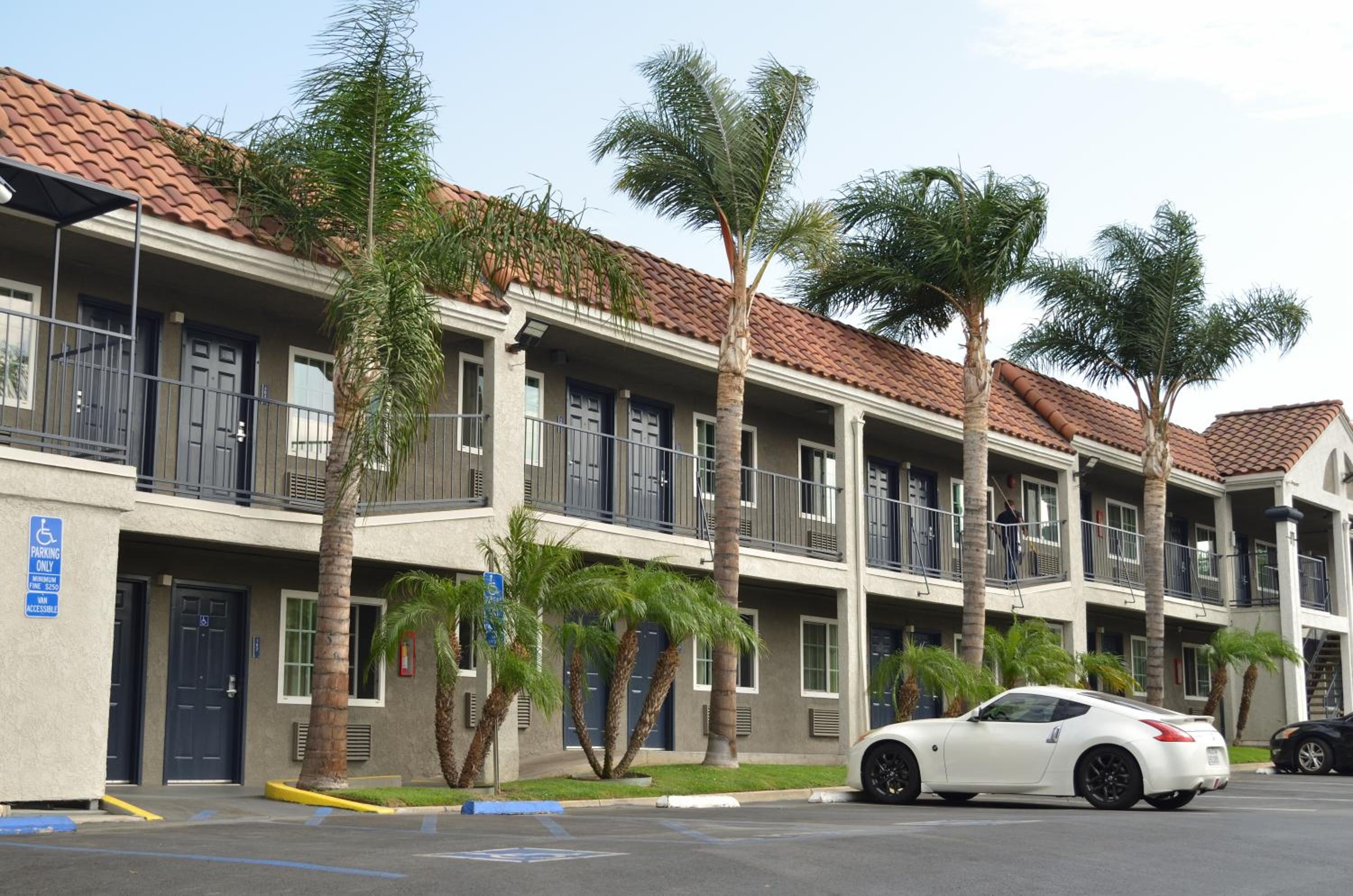 Corona Vacations - Welcome Inn Corona - Property Image 47